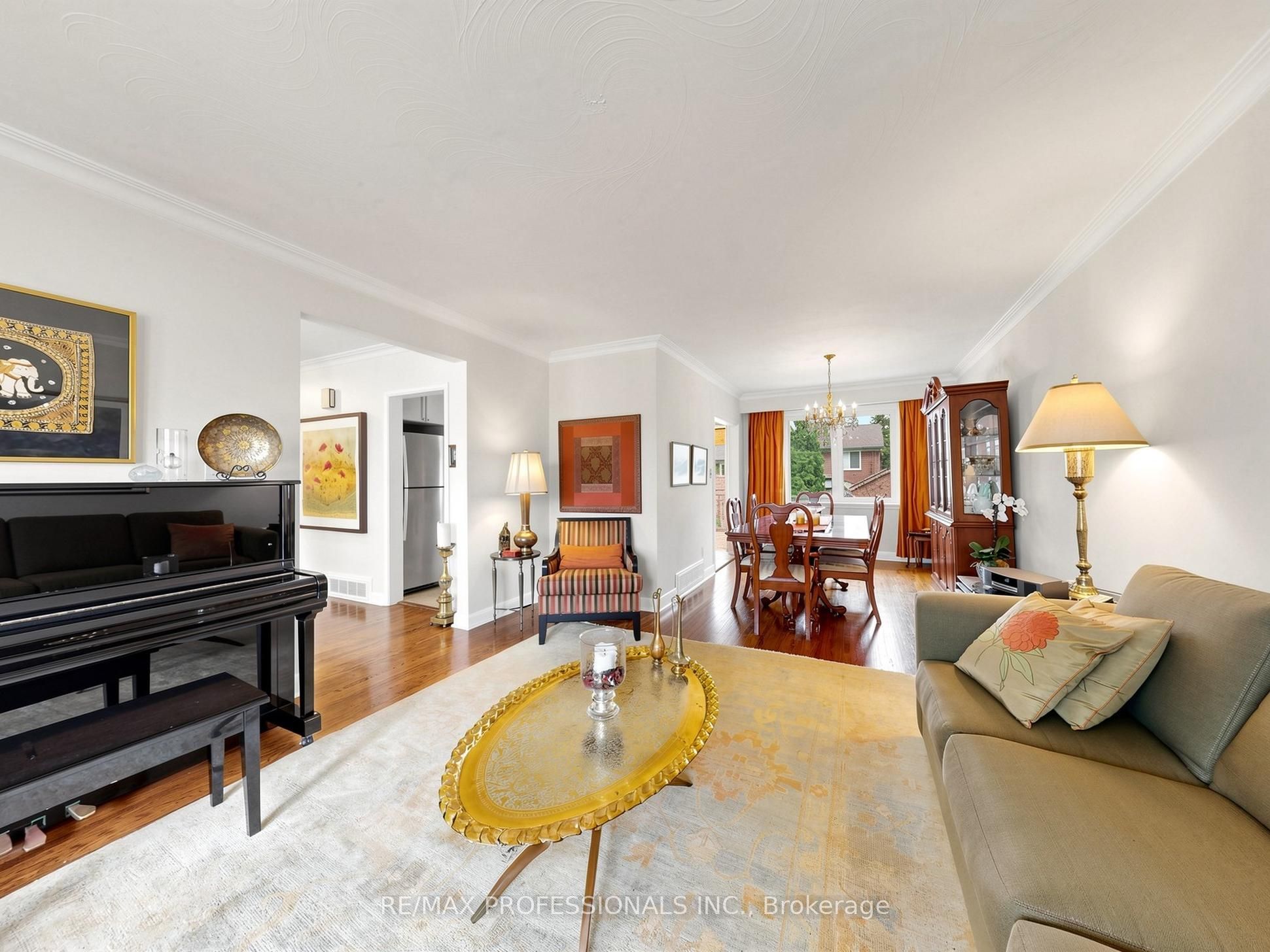 24 Breadner Drive, Toronto, ON M9R 3M4 photo 5