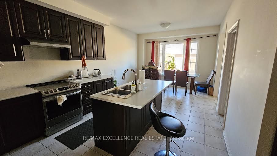 4041 Sixth Line, Oakville, ON L6H 3P8 photo 2