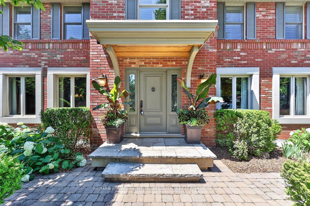940 Tollgate Place, Burlington, ON L7T 4K4 photo 4