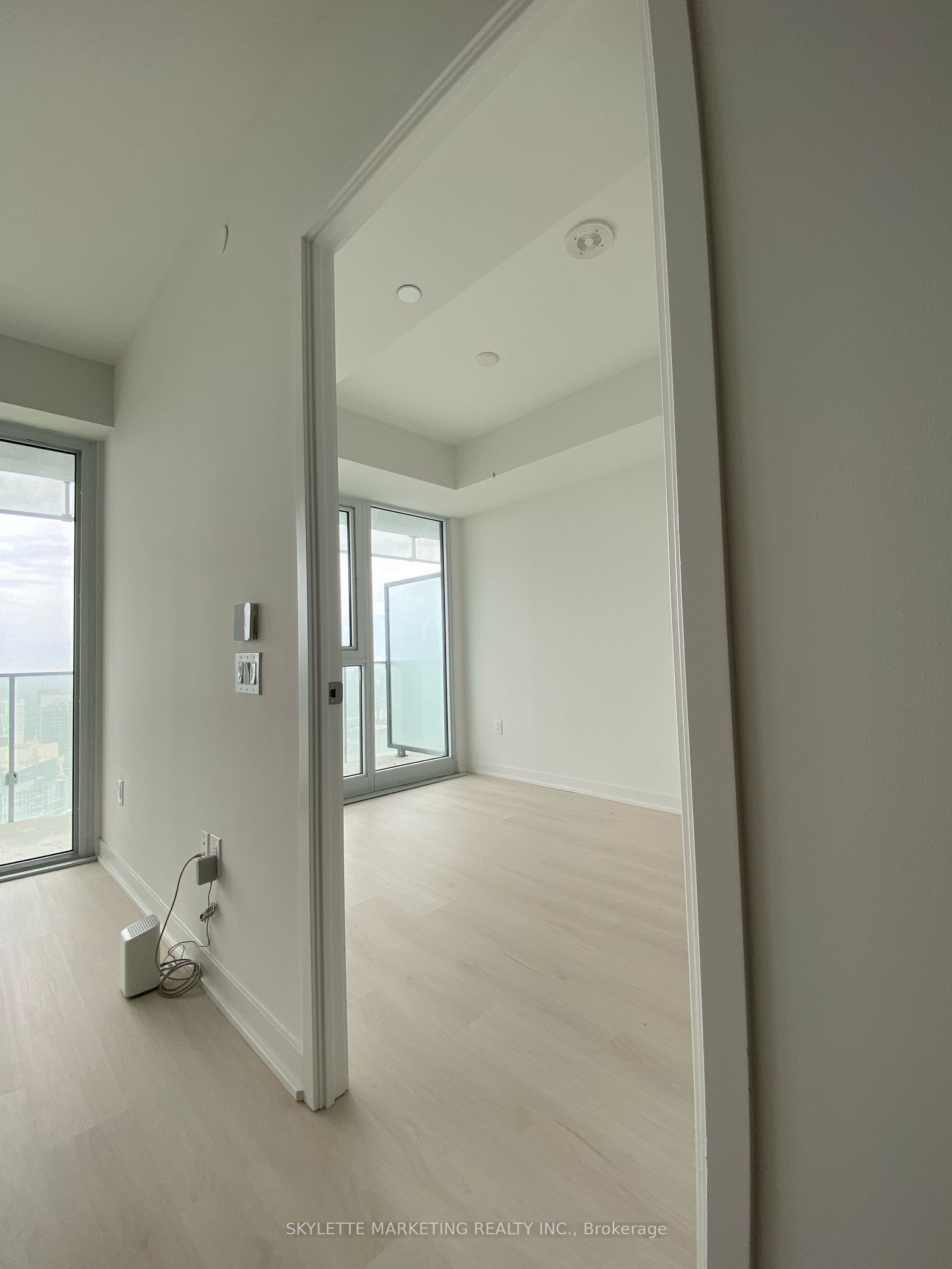 3900 Confederation Parkway 4311, Mississauga, ON L5B 0M3 photo 5