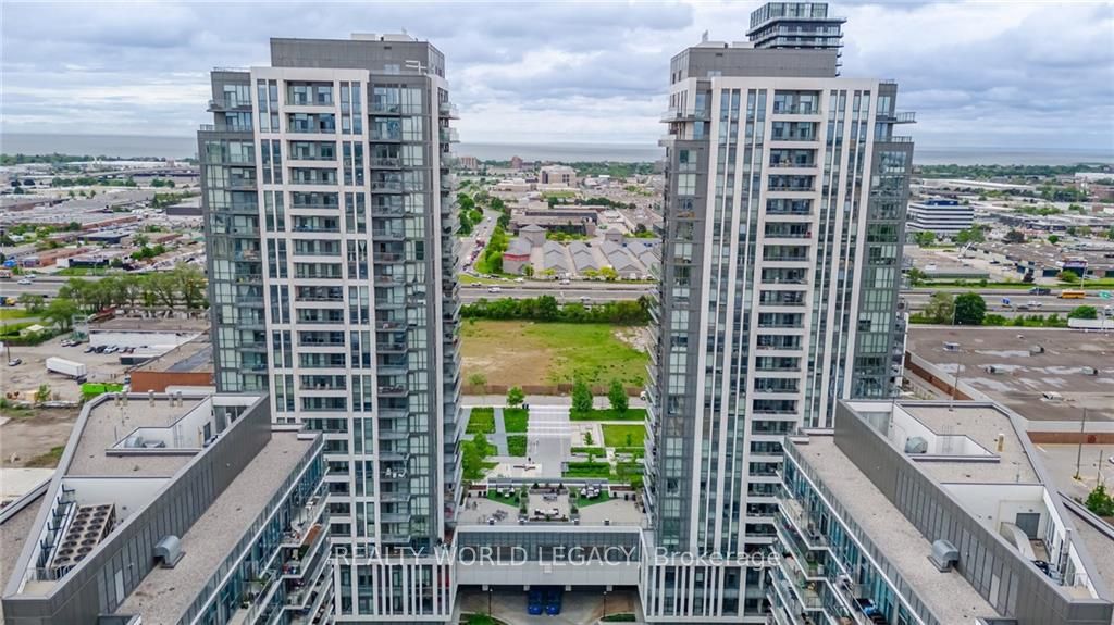 17 Zorra Street 2407, Toronto, ON M8Z 4Z6
