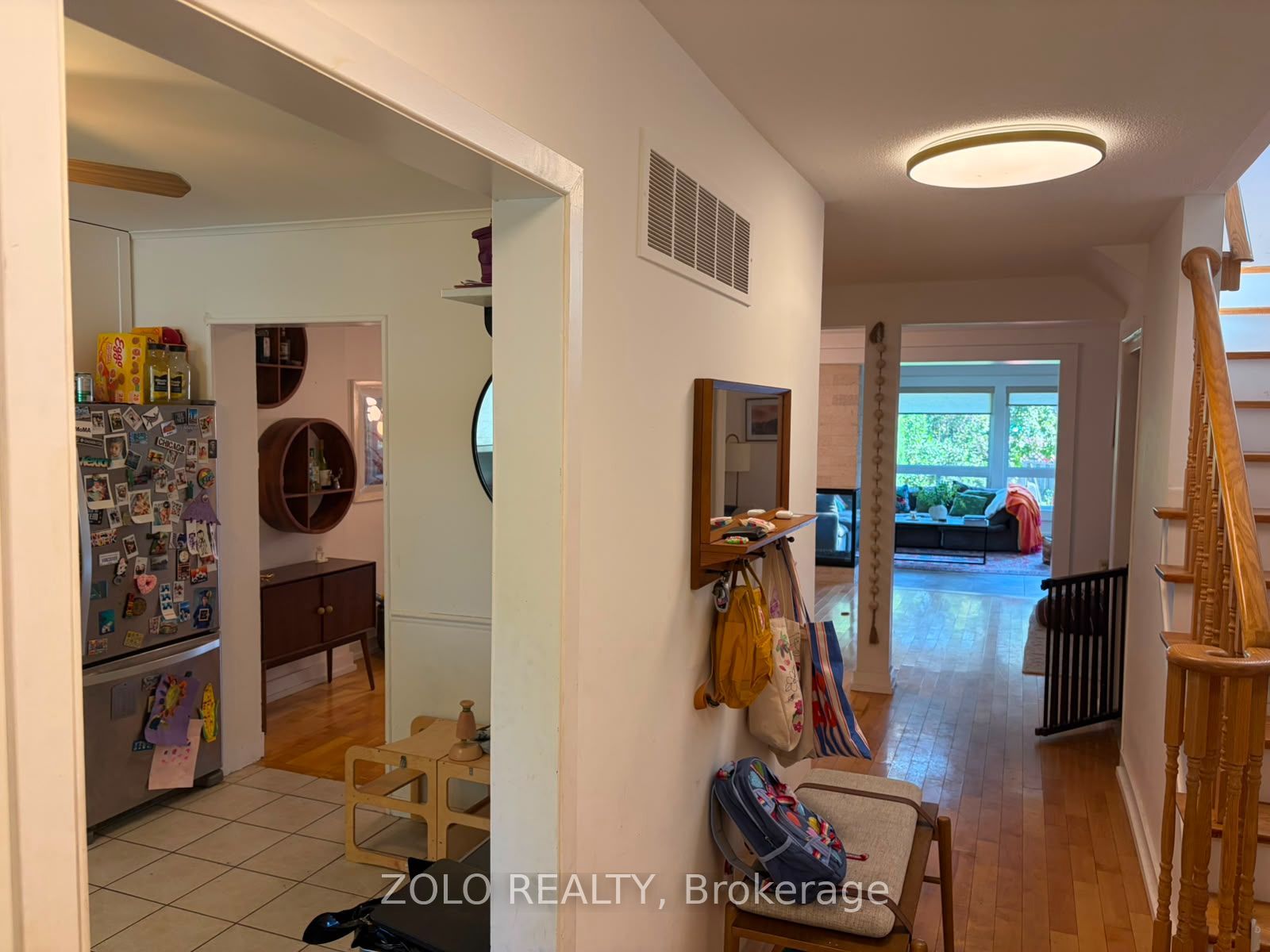 2595 Altadena Court, Mississauga, ON L5K 1G1 photo 2