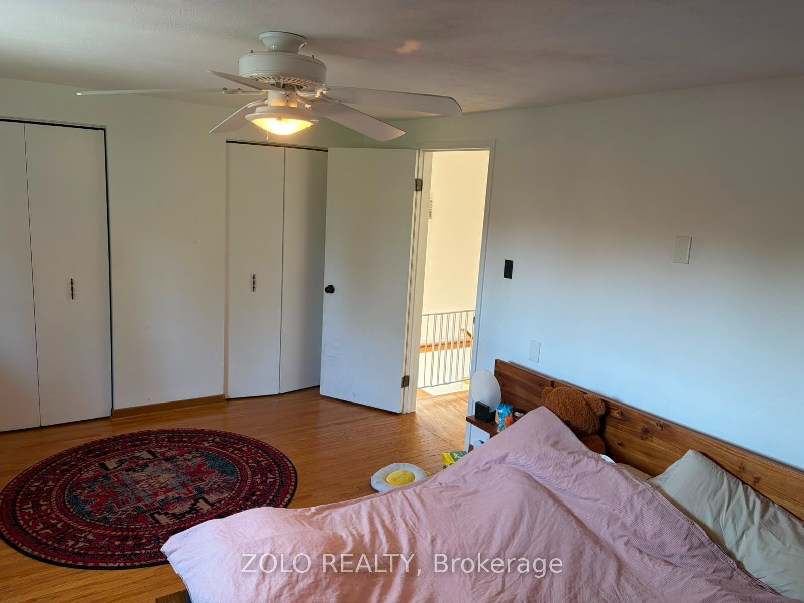 2595 Altadena Court, Mississauga, ON L5K 1G1 photo 5