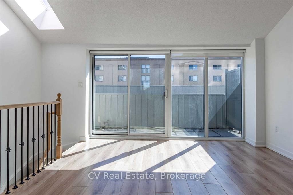1410 Dupont Street 412, Toronto, ON M6H 0B6 photo 3