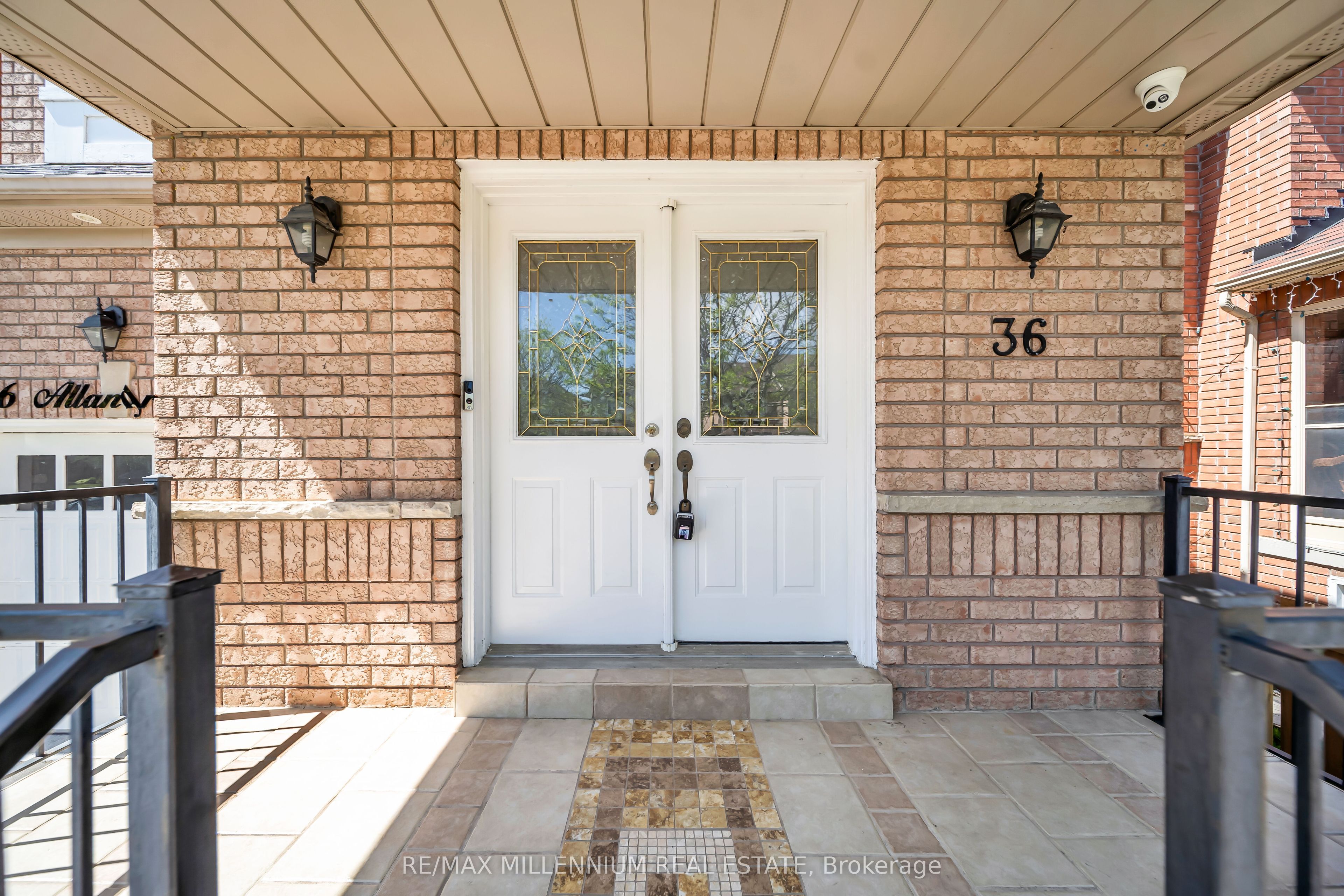 36 Allangrove Drive, Brampton, ON L7A 2M3 photo 4