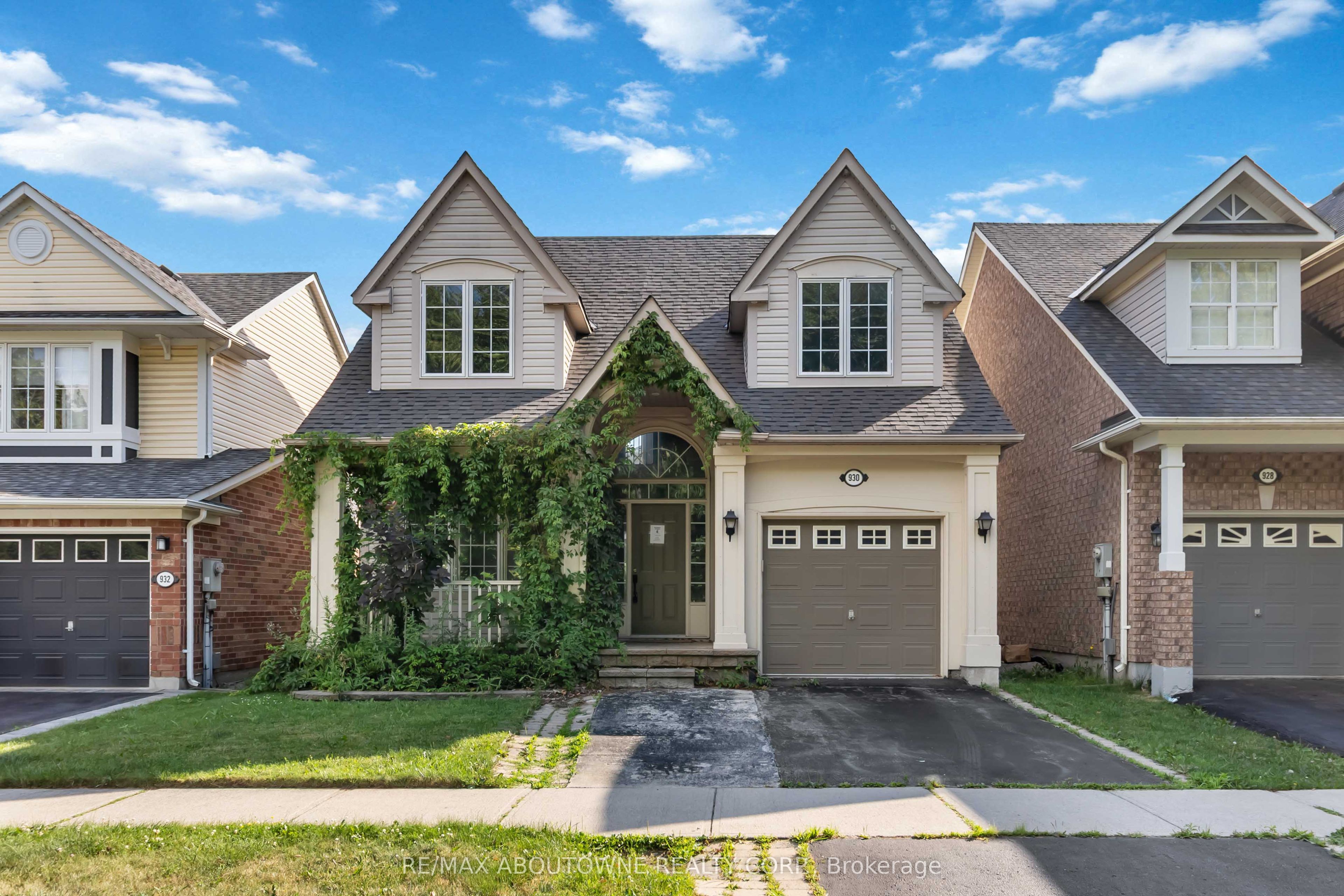 930 Lancaster Boulevard, Milton, ON L9T 6A4 photo 2