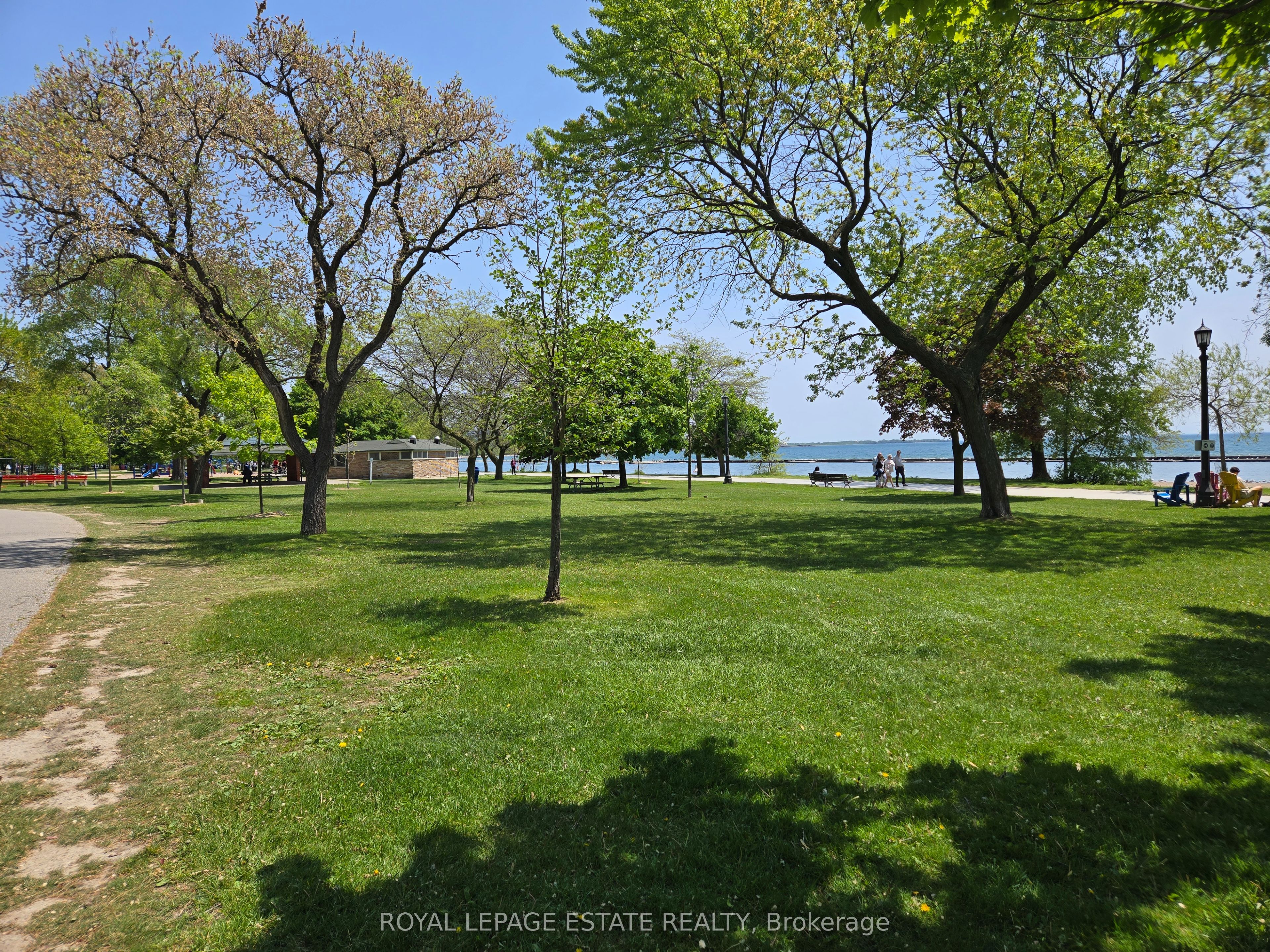 1928 Lake Shore Boulevard W 1608, Toronto, ON M6S 0B1 photo 3