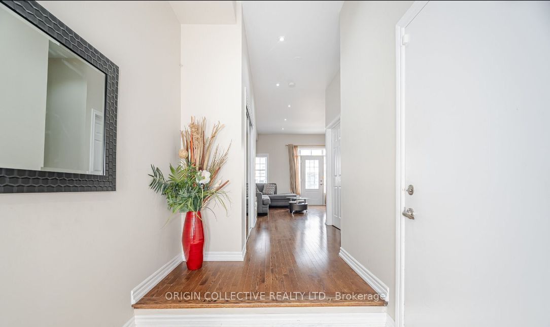 2530 Countryside Drive 5, Brampton, ON L6R 3T4 photo 4