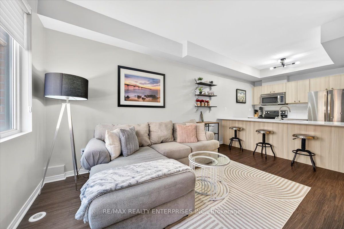 871 Wilson Avenue 21, Toronto, ON M3K 1E6 photo 3