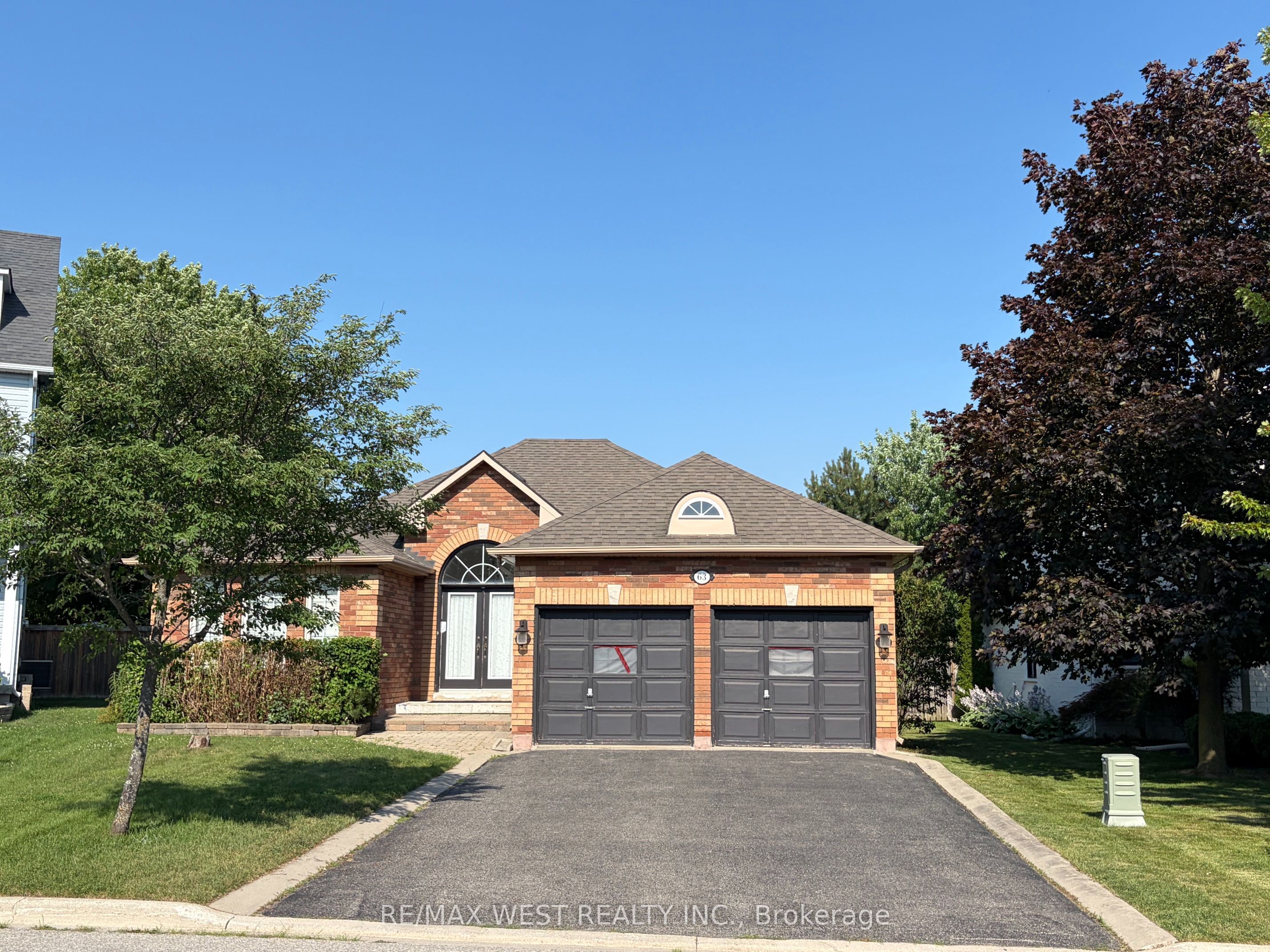 63 Munro Circle, Halton Hills, ON L7G 6A2