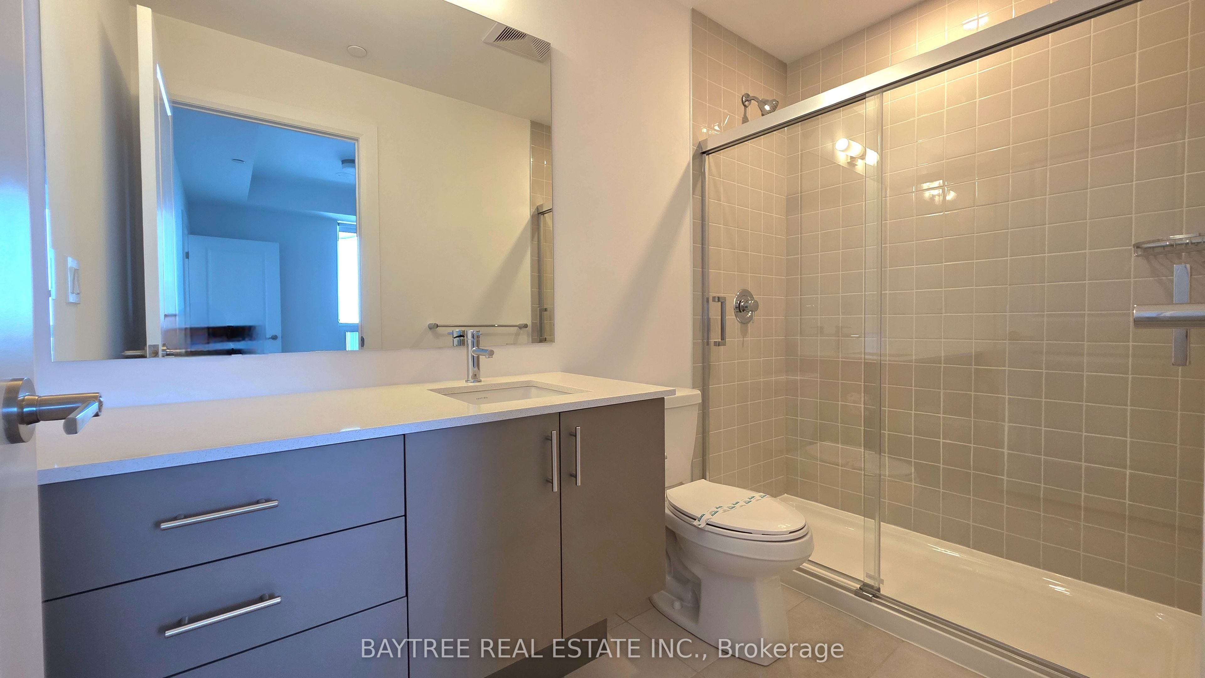 3240 William Coltson Avenue 1801, Oakville, ON L6H 8C8 photo 4