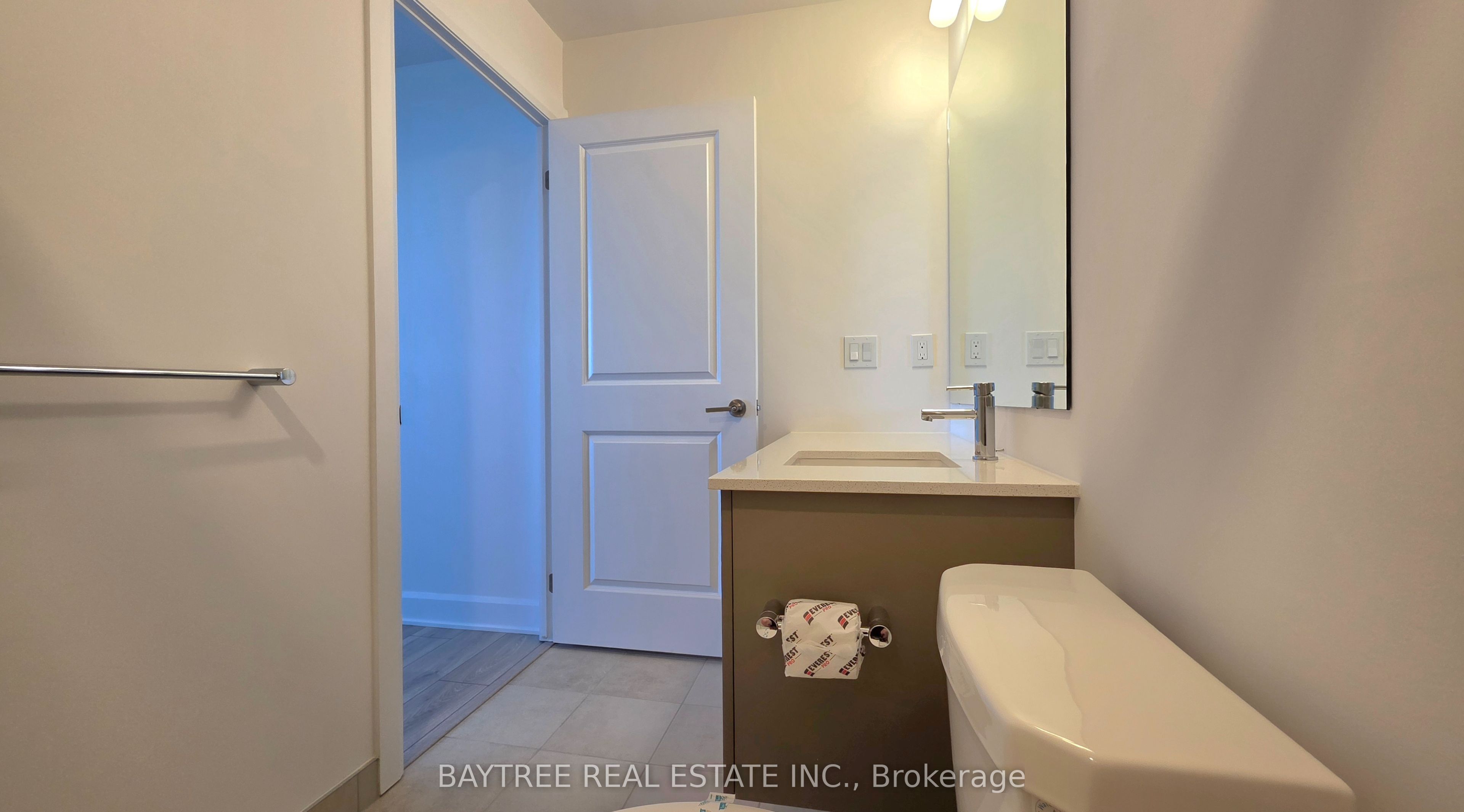 3240 William Coltson Avenue 1801, Oakville, ON L6H 8C8 photo 5