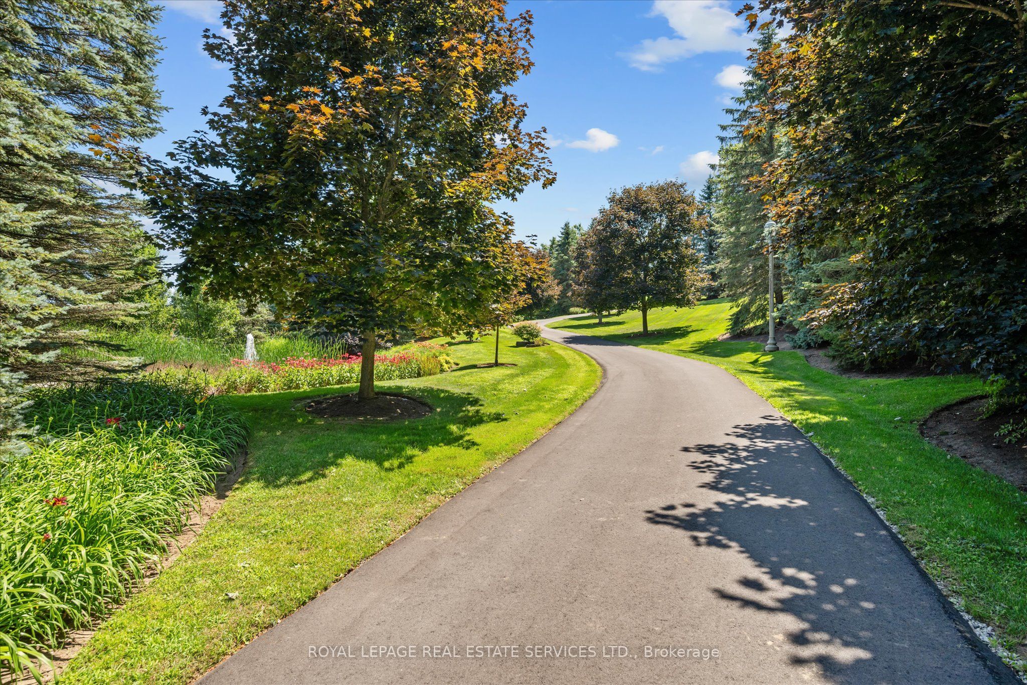 10090 Pineview Trail, Milton, ON L0P 1B0 photo 3