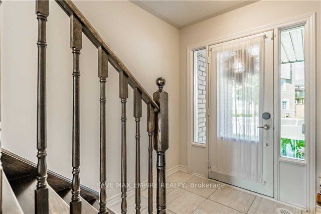 78 Aspen Hills Road, Brampton, ON L6Y 6E4 photo 2