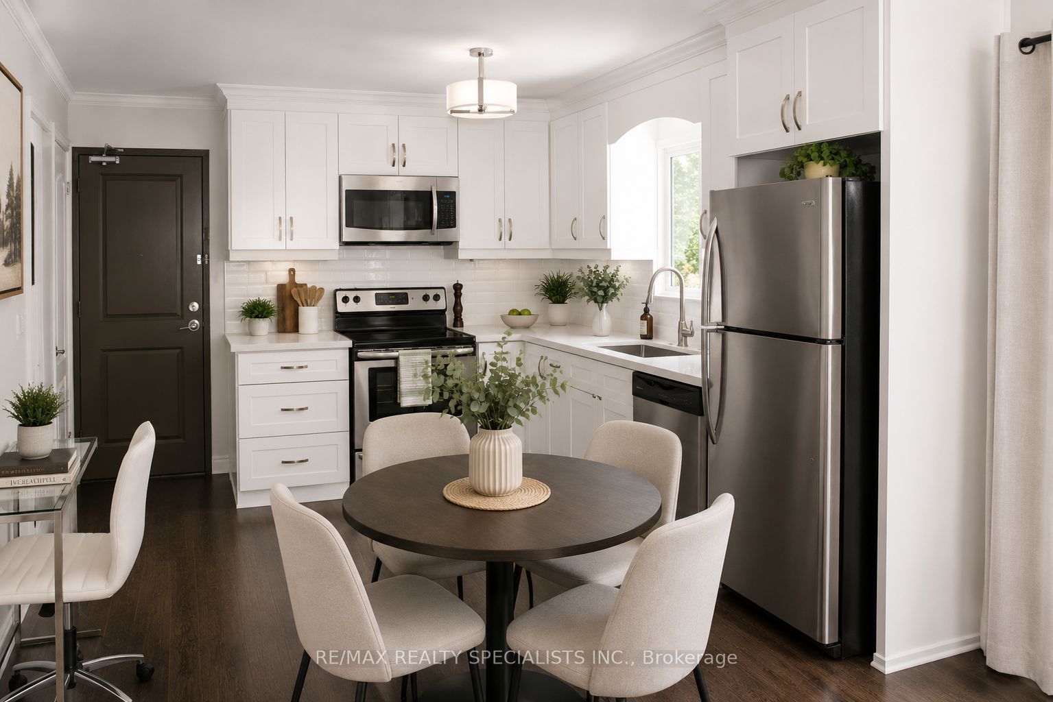 6 Brant Street 6, Mississauga, ON L5G 3N8