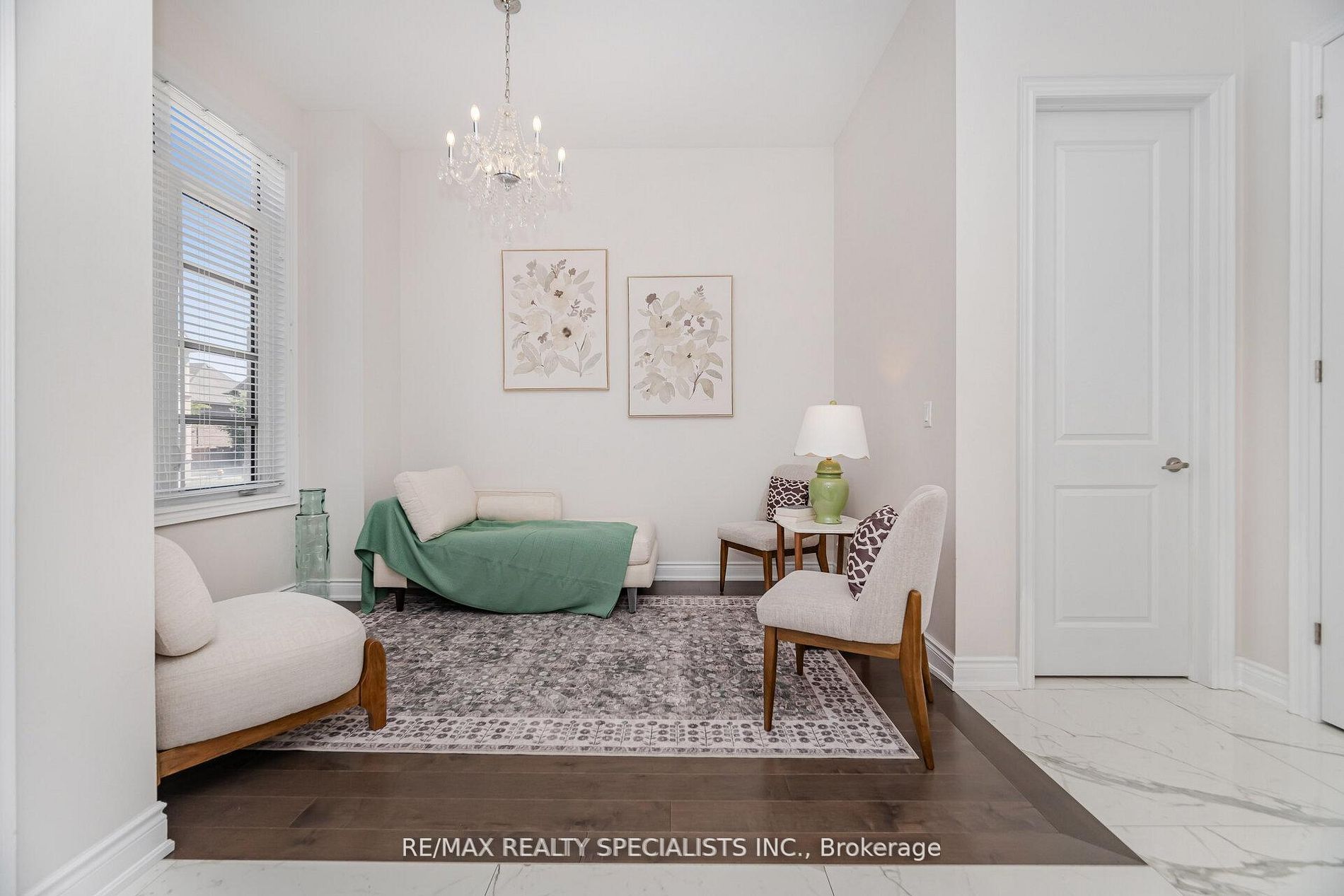 53 Threshingmills Boulevard, Oakville, ON L6H 0V6 photo 5