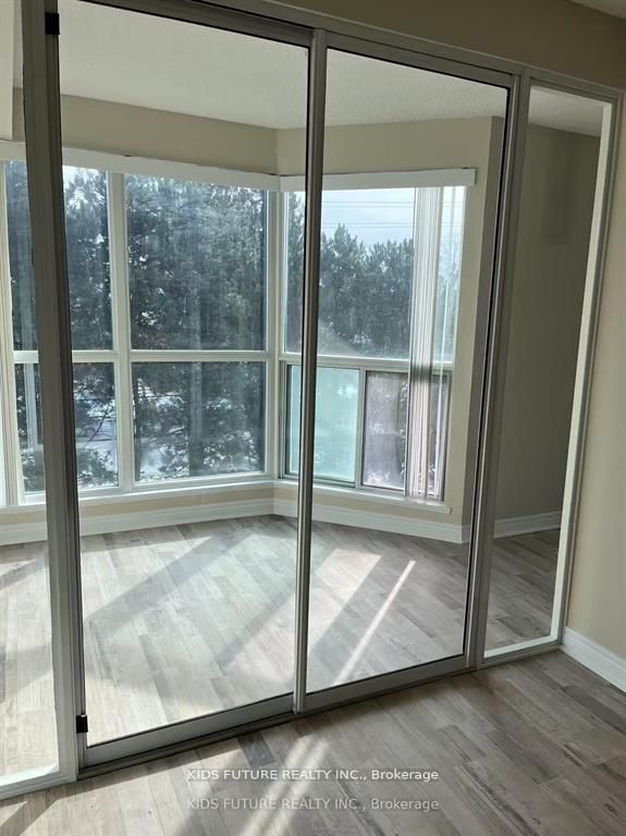2177 Burnhamthorpe Road W 401, Mississauga, ON L5L 5P9 photo 3