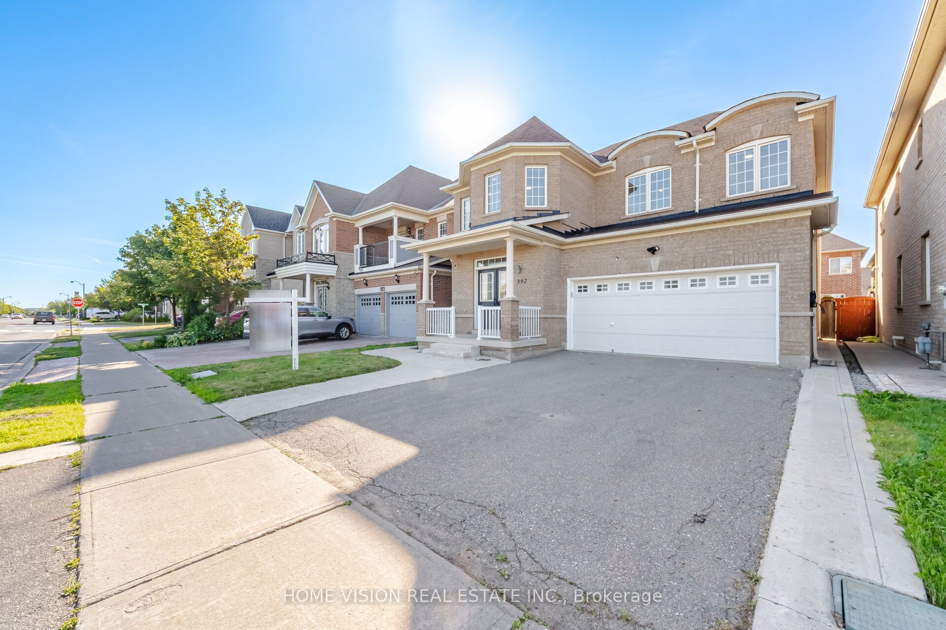 392 Father Tobin Road, Brampton, ON L6R 0S1 photo 2