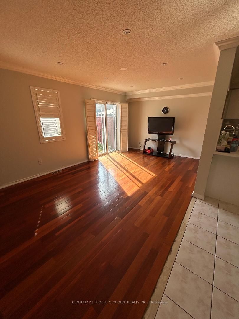 52 Treasure Drive, Brampton, ON L7A 3L1 photo 5