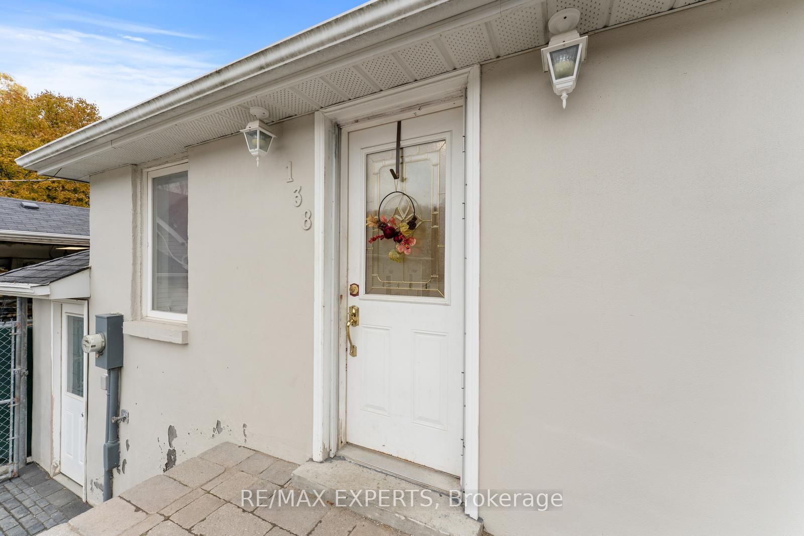 142 King Street E, Caledon, ON L7E 3G2 photo 2
