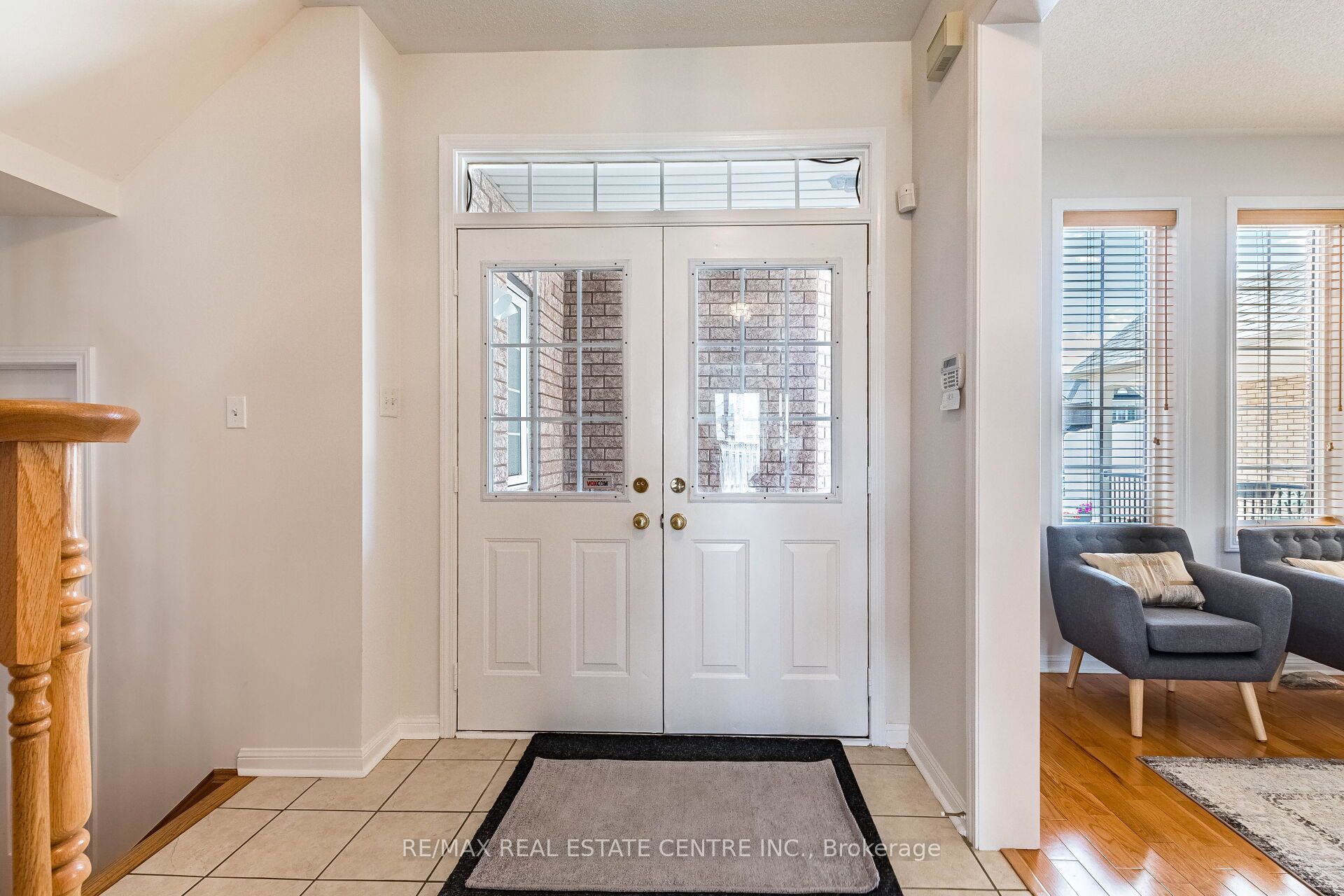 5981 Couples Street, Mississauga, ON L5V 2Z5 photo 4