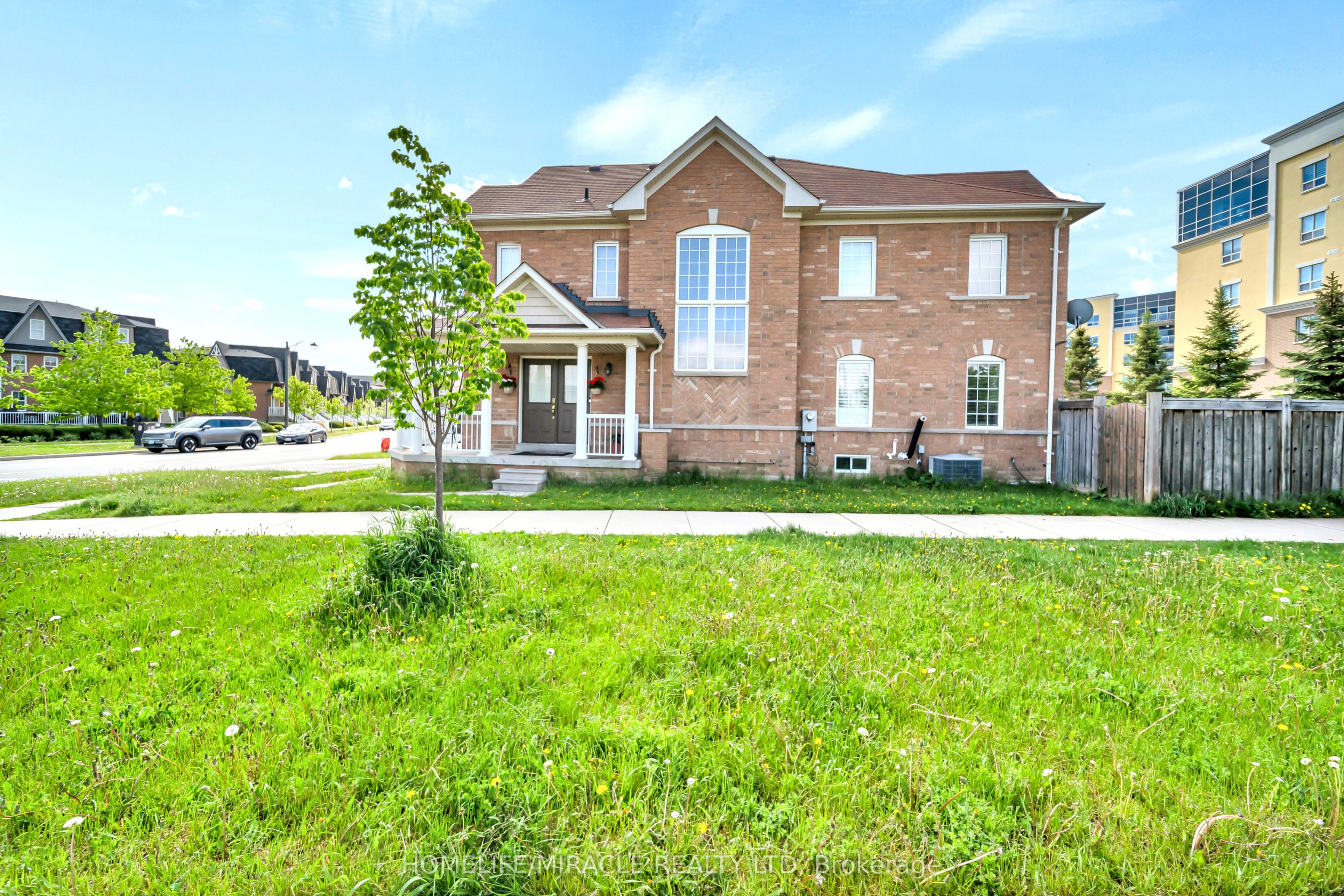 1439 Costigan Road, Milton, ON L9T 0Y7 photo 3