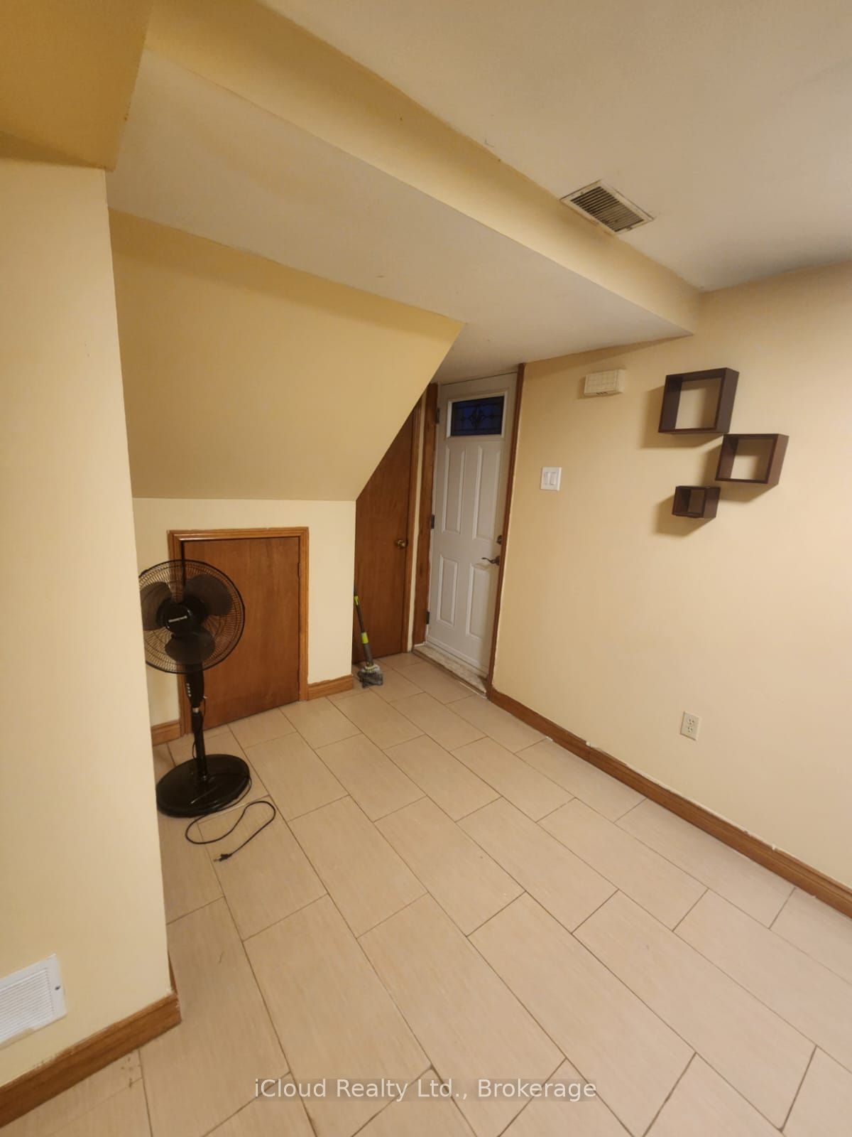 2631 Roblo Road, Mississauga, ON L5L 1V8 photo 4