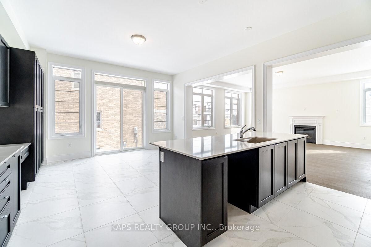 85 Donald Stewart Road, Brampton, ON L7A 0C3 photo 4
