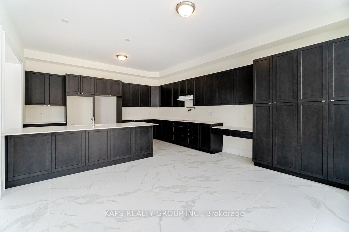 85 Donald Stewart Road, Brampton, ON L7A 0C3 photo 5