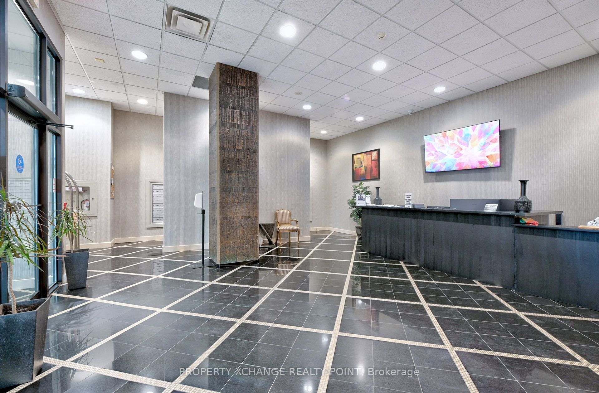 2737 Keele Street 213, Toronto, ON M3M 2E9 photo 2