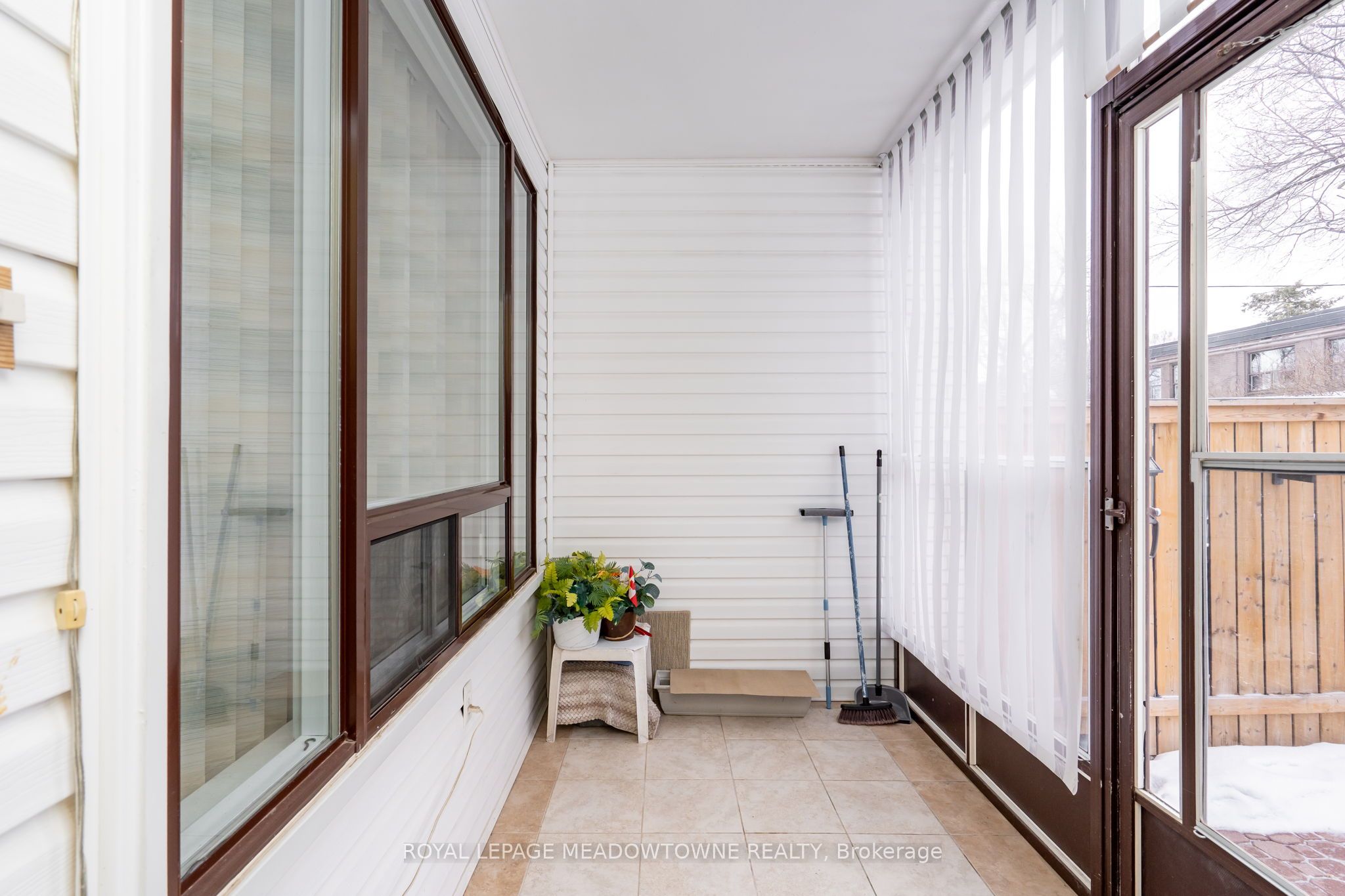 61 Ardglen Drive 19, Brampton, ON L6W 1V1 photo 3