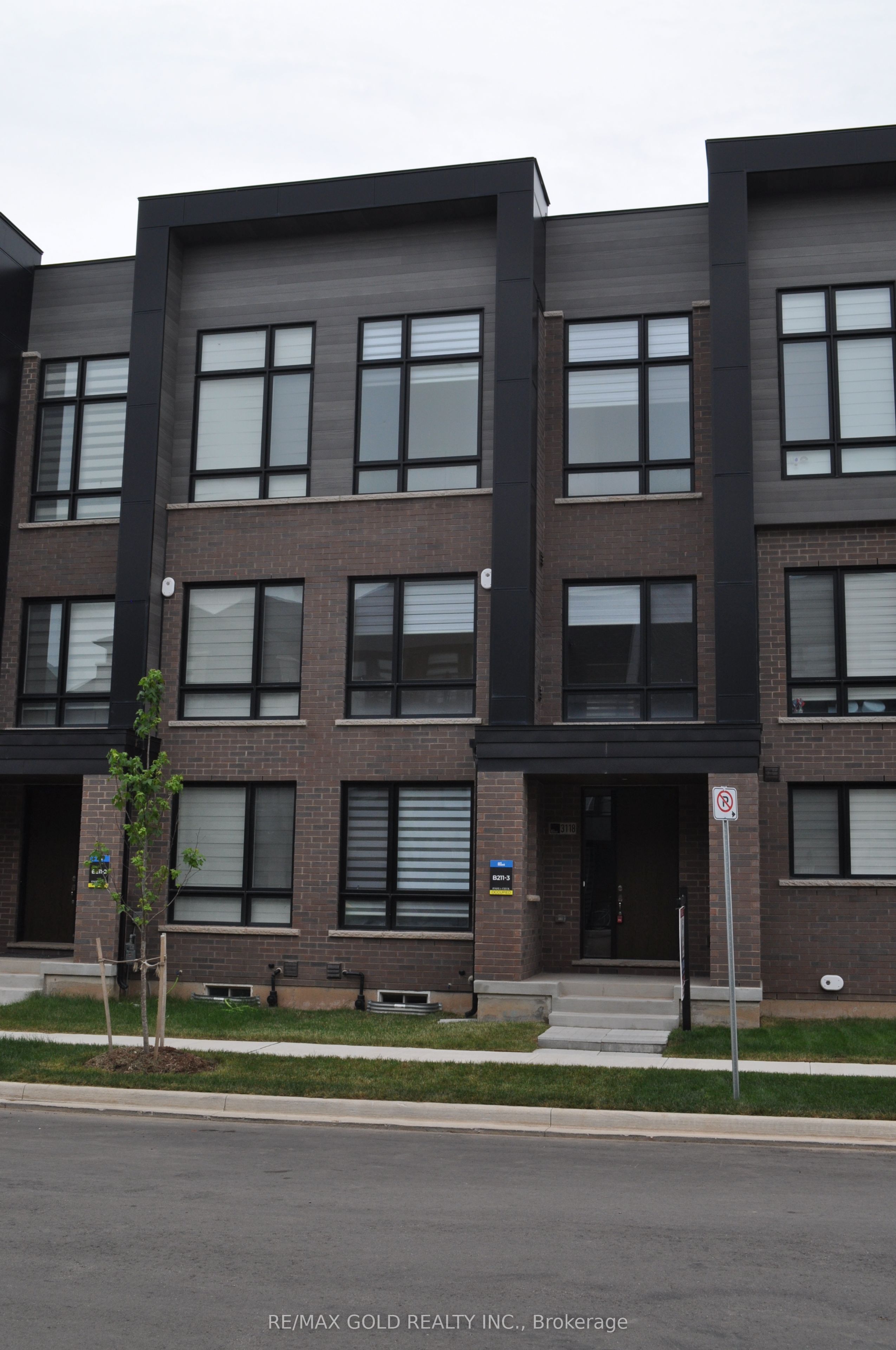3118 Perkins Way, Oakville, ON L6H 7Z5 photo 5