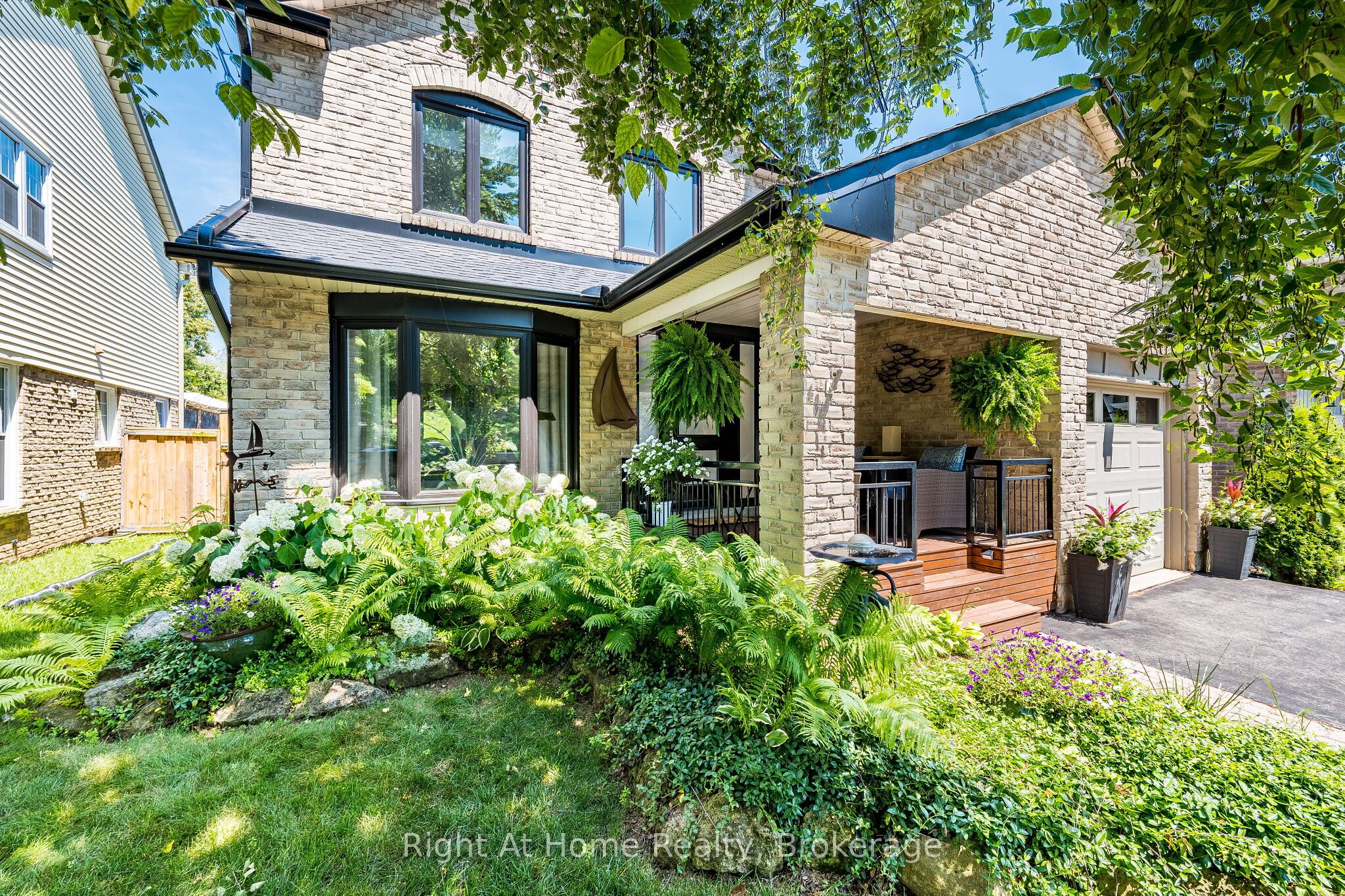 3287 Victoria Street, Oakville, ON L6L 5T5 photo 3