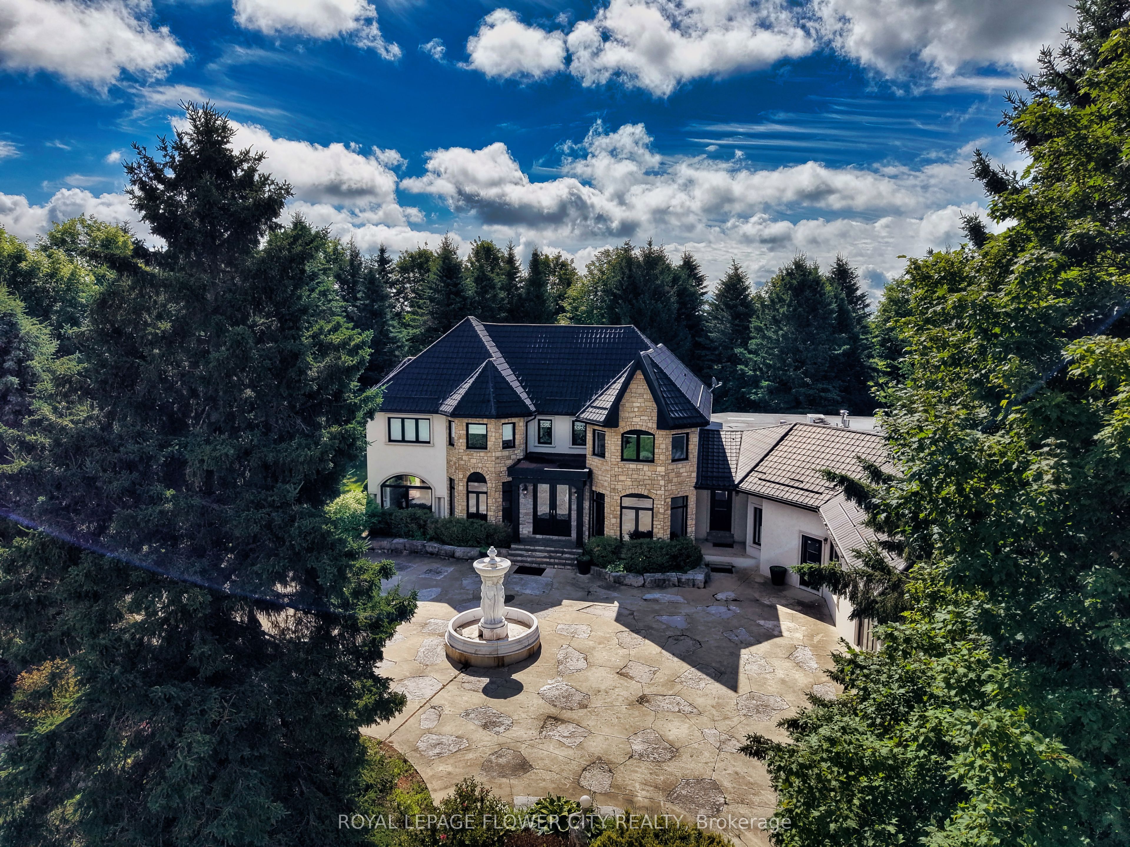 1 Flaherty Lane, Caledon, ON L7K 2P2 photo 4