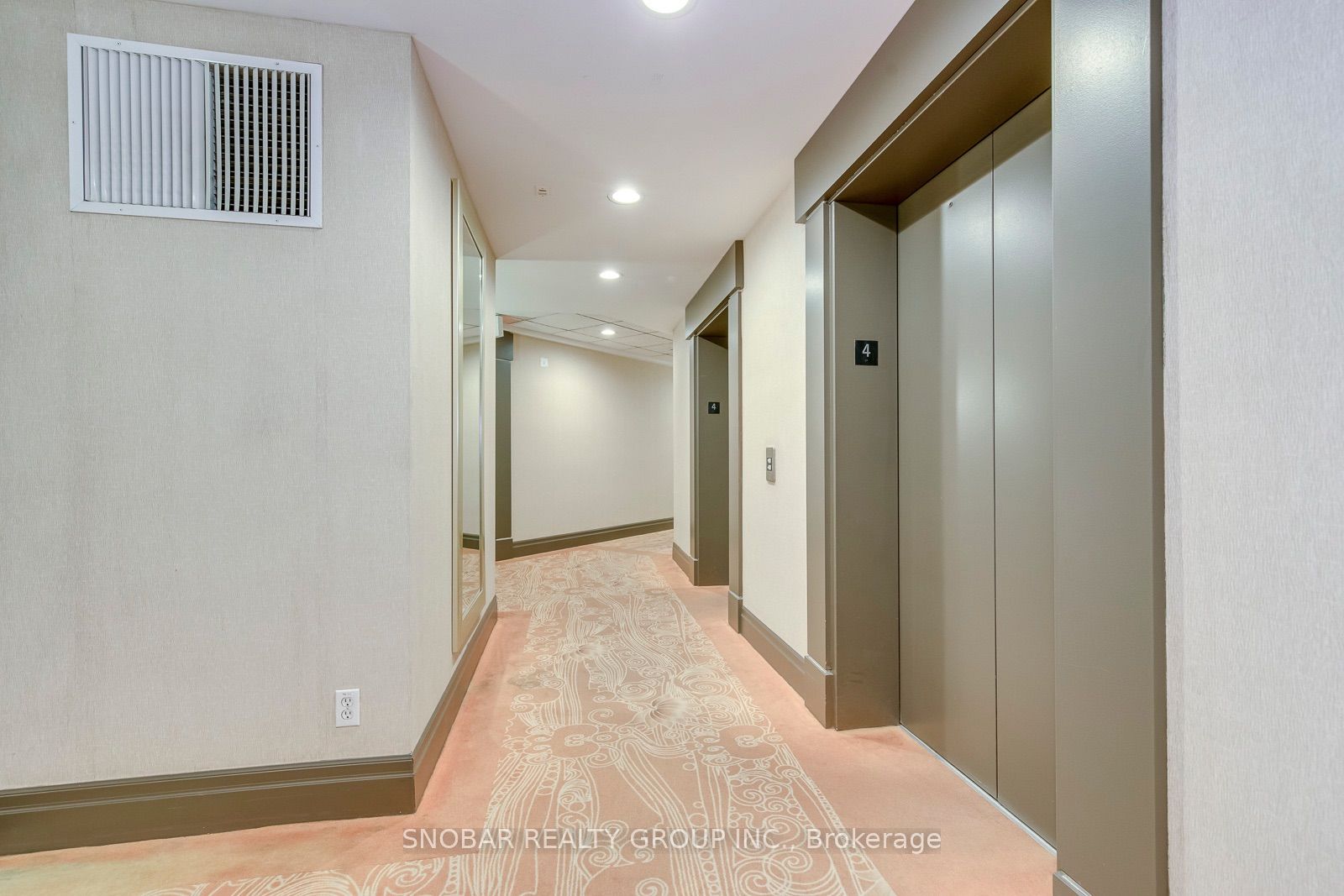 245 Dalesford Road 415, Toronto, ON M8Y 4H7 photo 4
