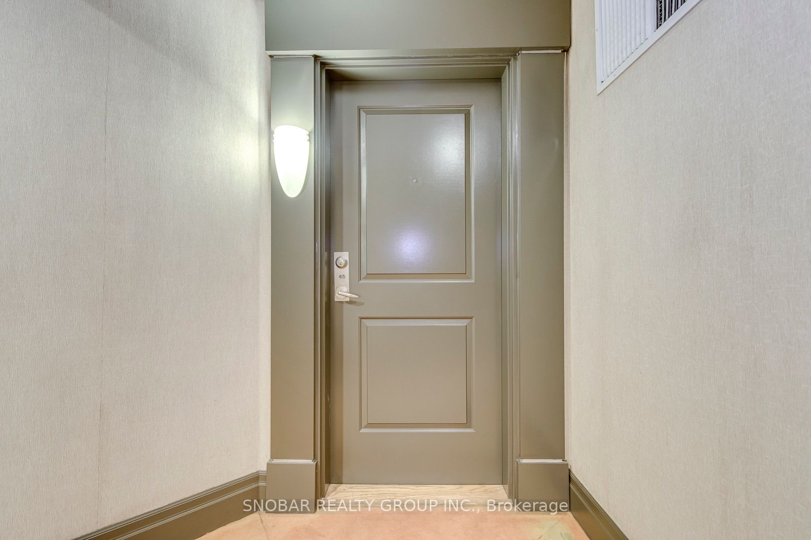 245 Dalesford Road 415, Toronto, ON M8Y 4H7 photo 5
