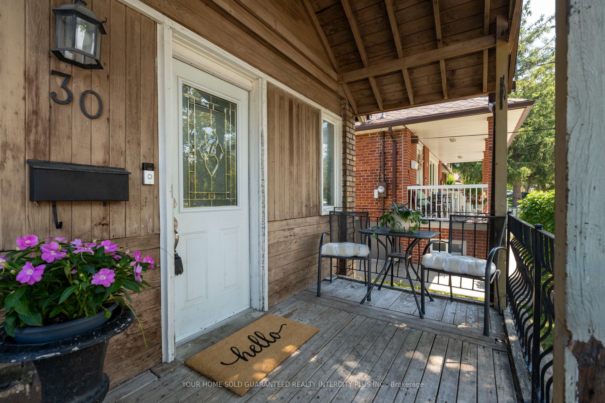 30 Garside Crescent, Toronto, ON M6M 2Z6 photo 3