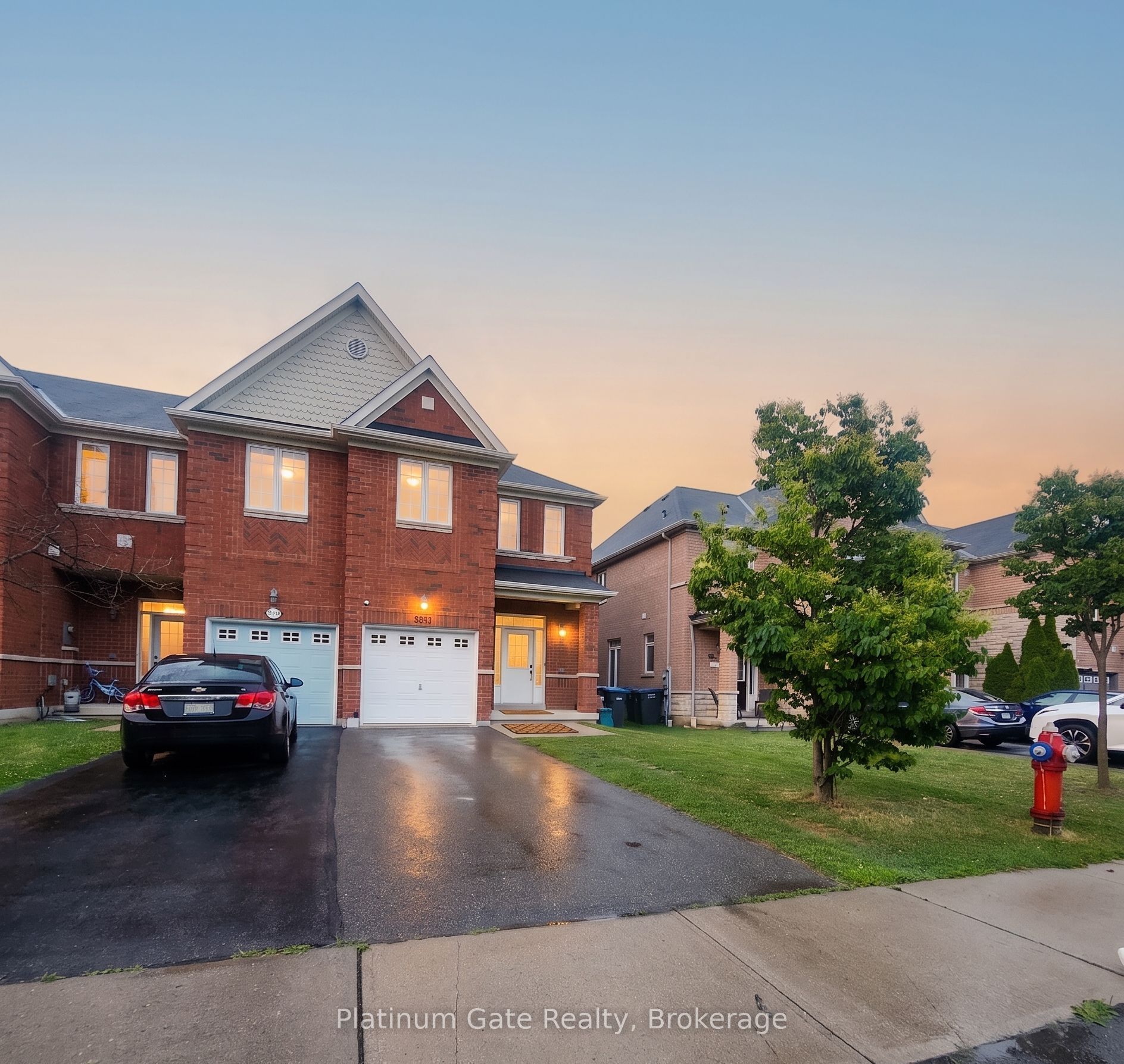 5145 Angel Stone Drive, Mississauga, ON L5M 0L5 photo 2