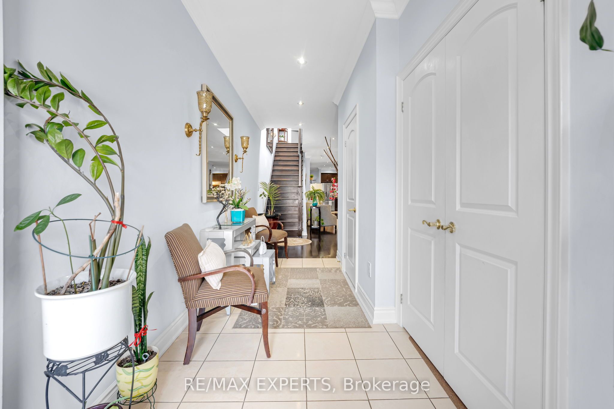 18 Cobalt Street, Toronto, ON M6M 2K2 photo 3