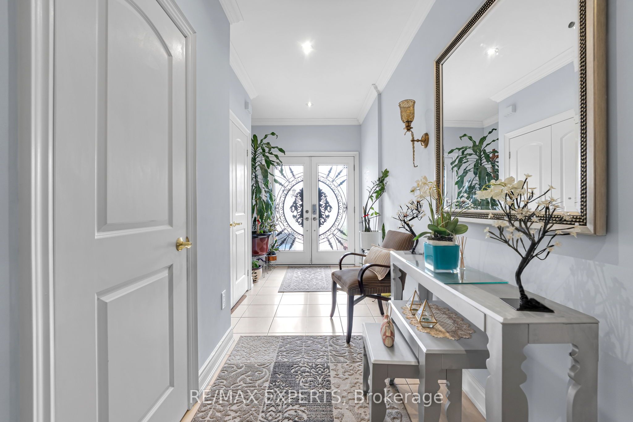 18 Cobalt Street, Toronto, ON M6M 2K2 photo 4