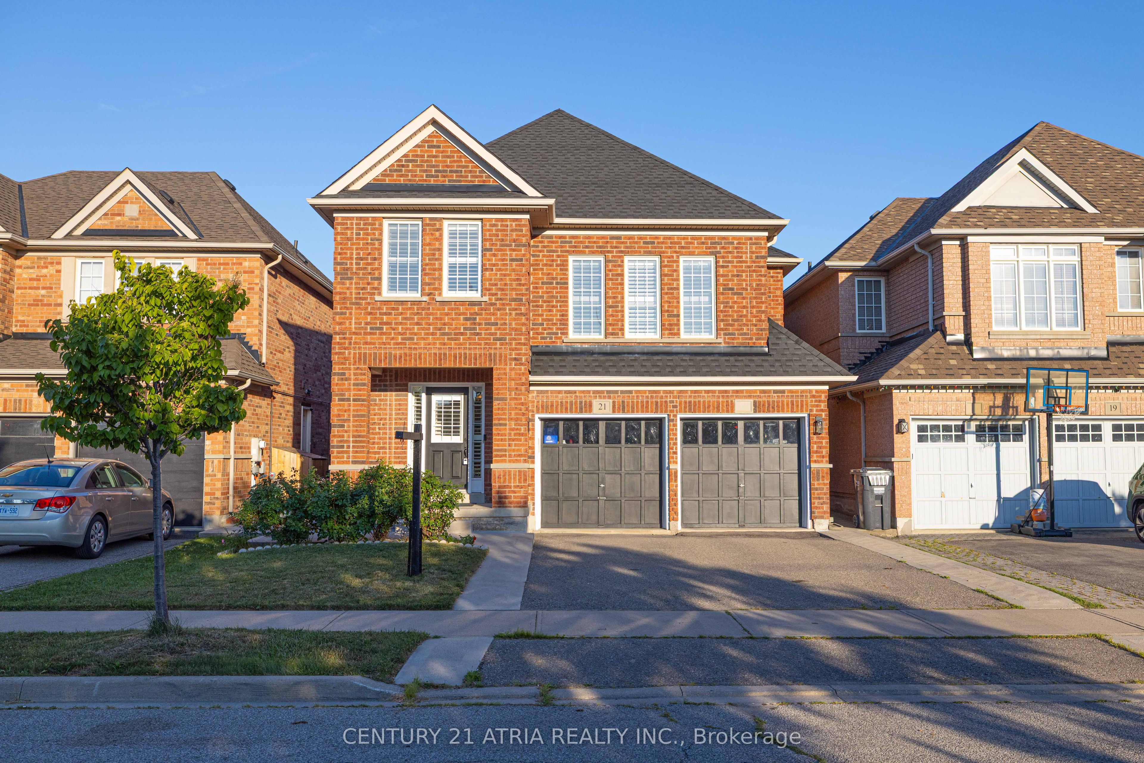 21 Treegrove Crescent, Brampton, ON L7A 0K4 photo 3