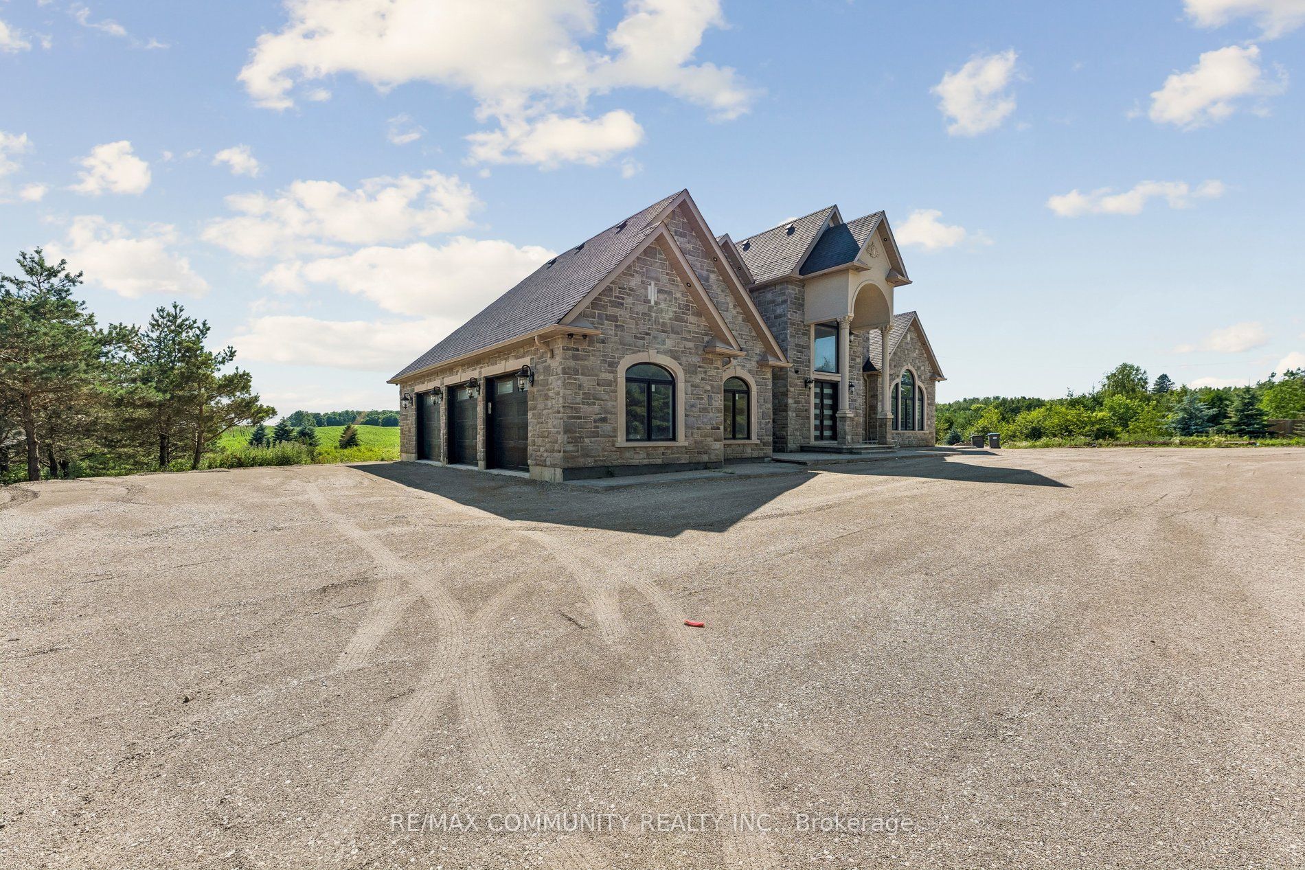 18118 Heart Lake Road S, Caledon, ON L7K 2A4 photo 5