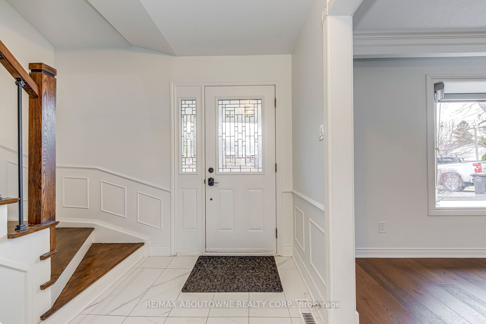 2565 Windjammer Road, Mississauga, ON L5L 1H7 photo 4