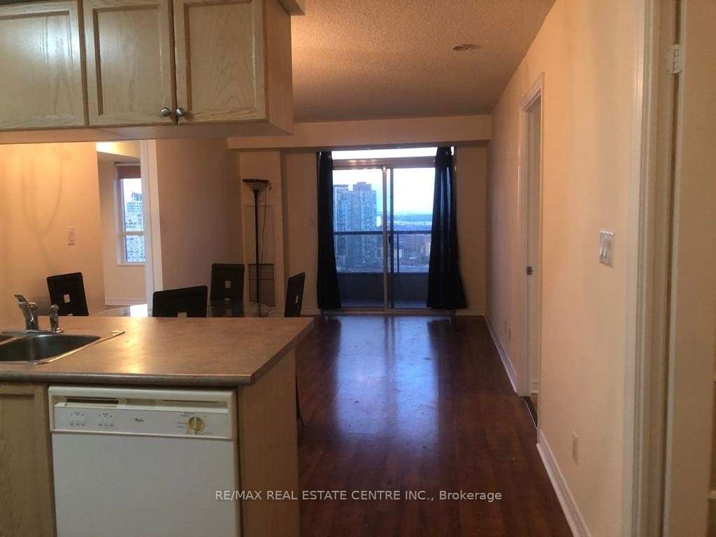 3880 Duke Of York Boulevard 2409, Mississauga, ON L5B 4M7 photo 2