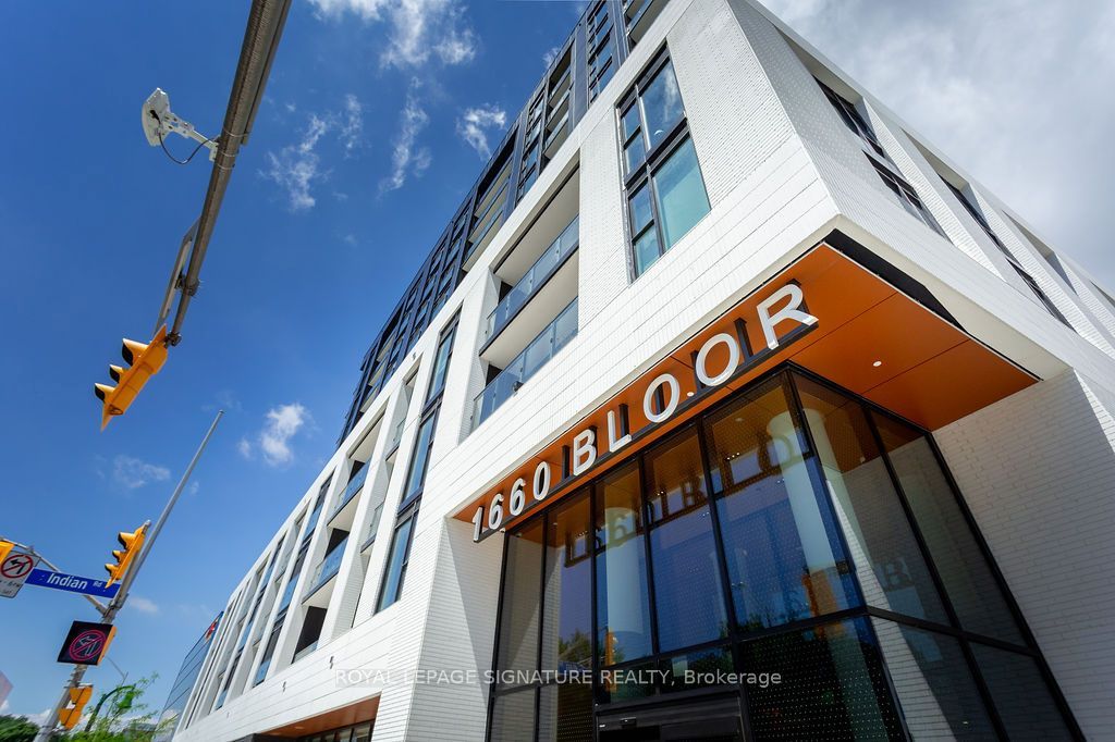 1660 Bloor Street W 1204, Toronto, ON M6P 0C6 photo 4