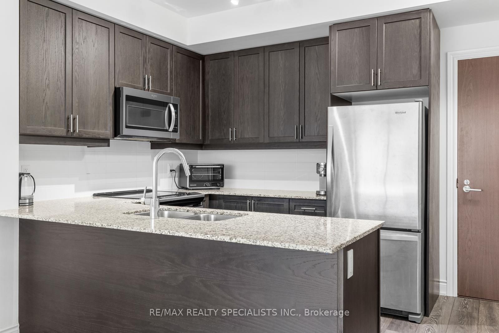 1050 Main Street E 226, Milton, ON L9T 9M3 photo 5