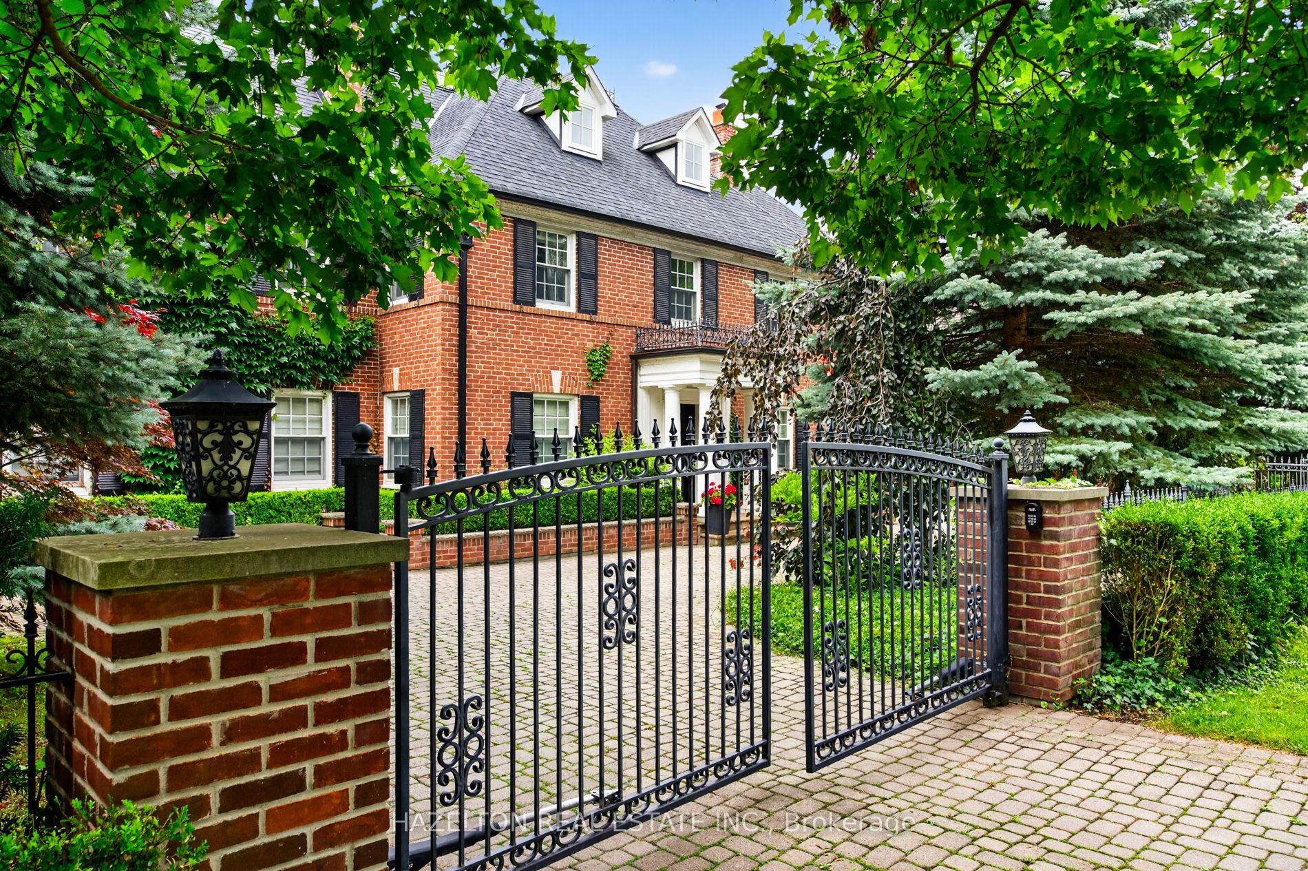 246 Riverside Drive, Toronto, ON M6S 4A9 photo 3