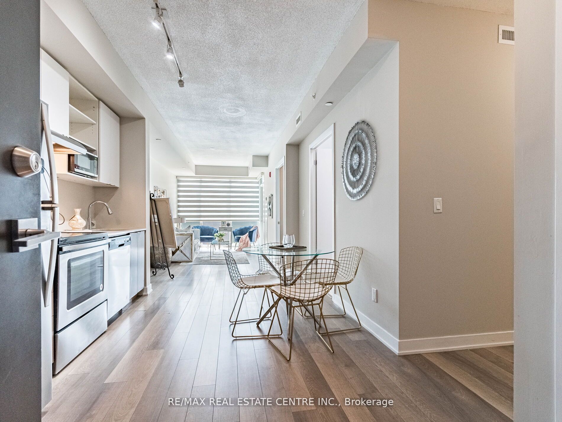 5240 Dundas Street B314, Burlington, ON L7L 0J6 photo 2