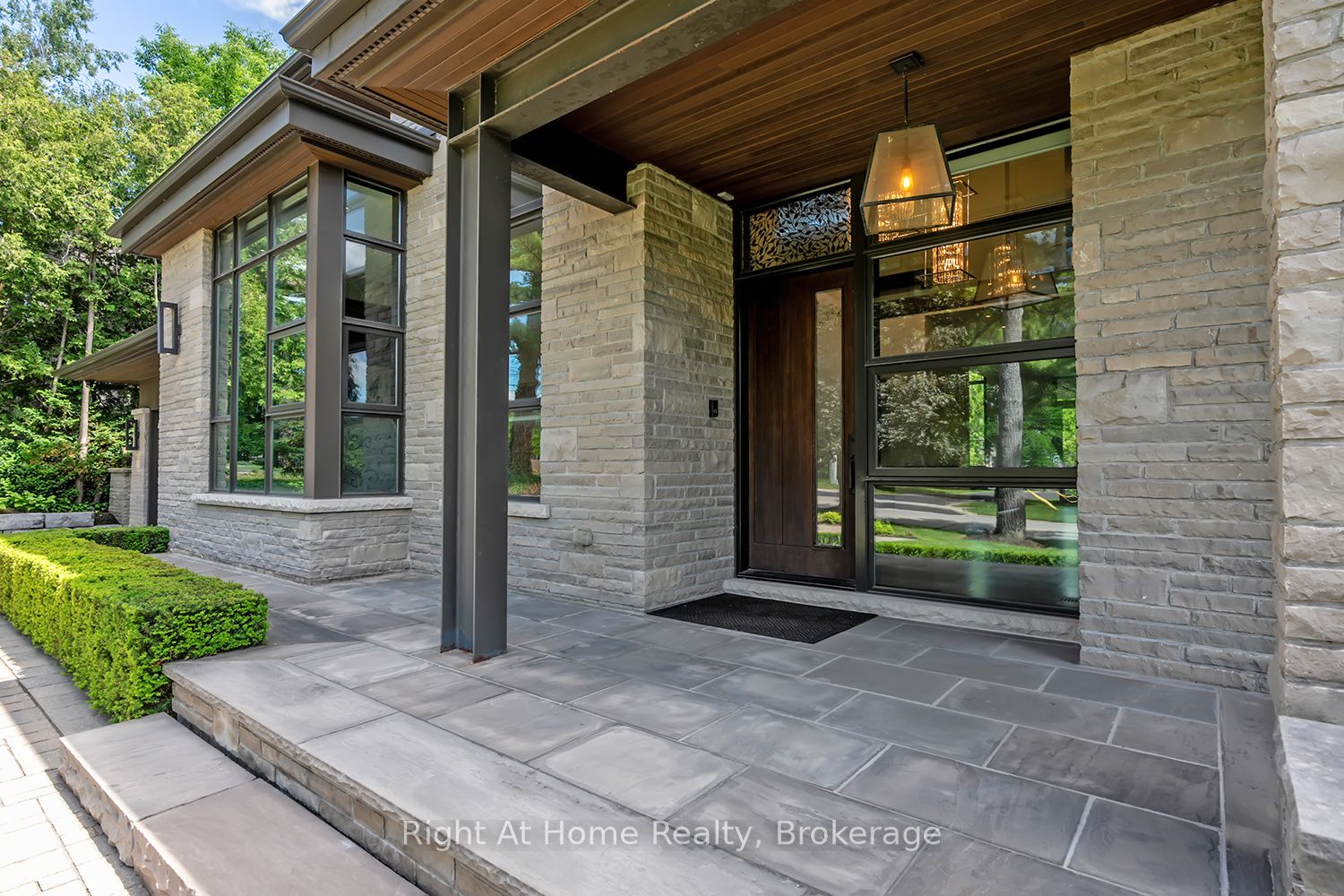 265 Maple Grove Drive W, Oakville, ON L6J 4V6 photo 4