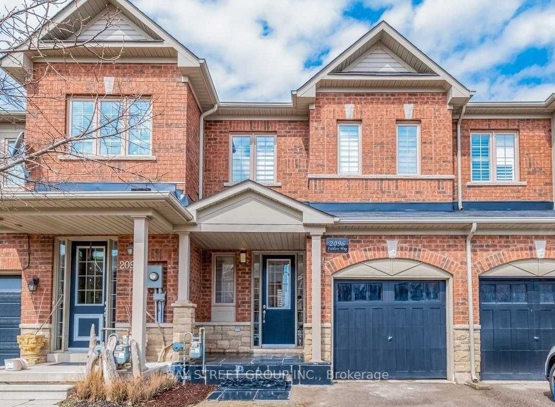 2096 Fiddlers Way, Oakville, ON L6M 0M5